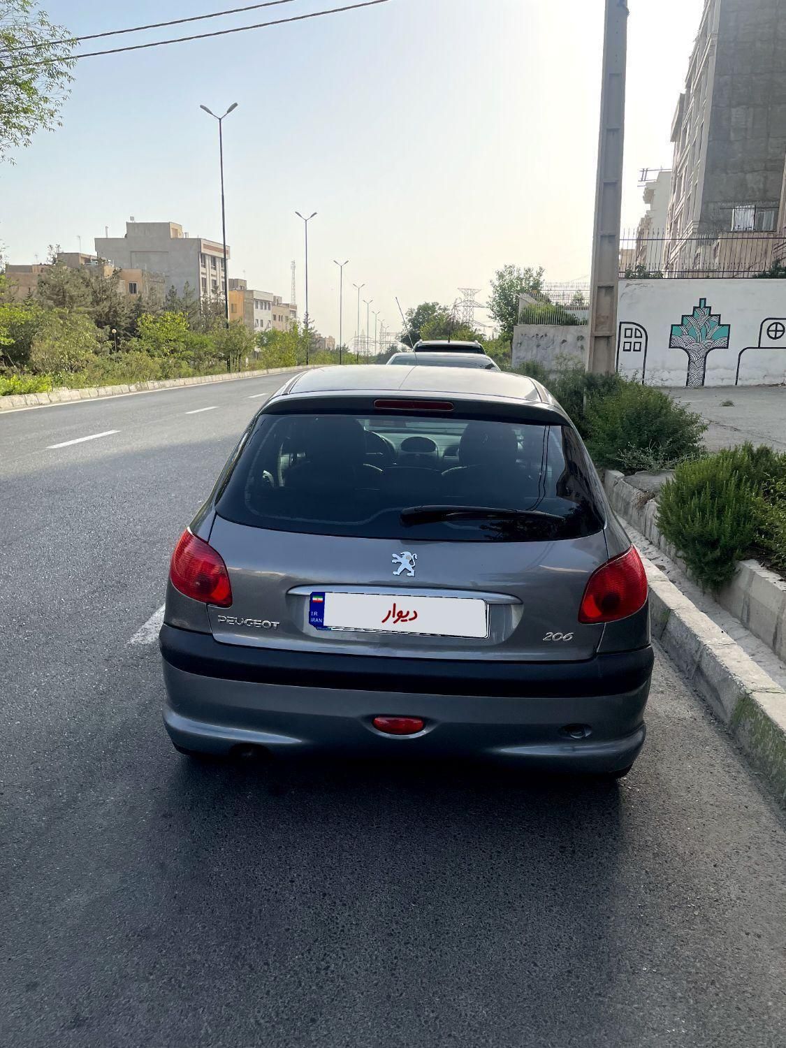 پژو 206 تیپ 5 - 1392