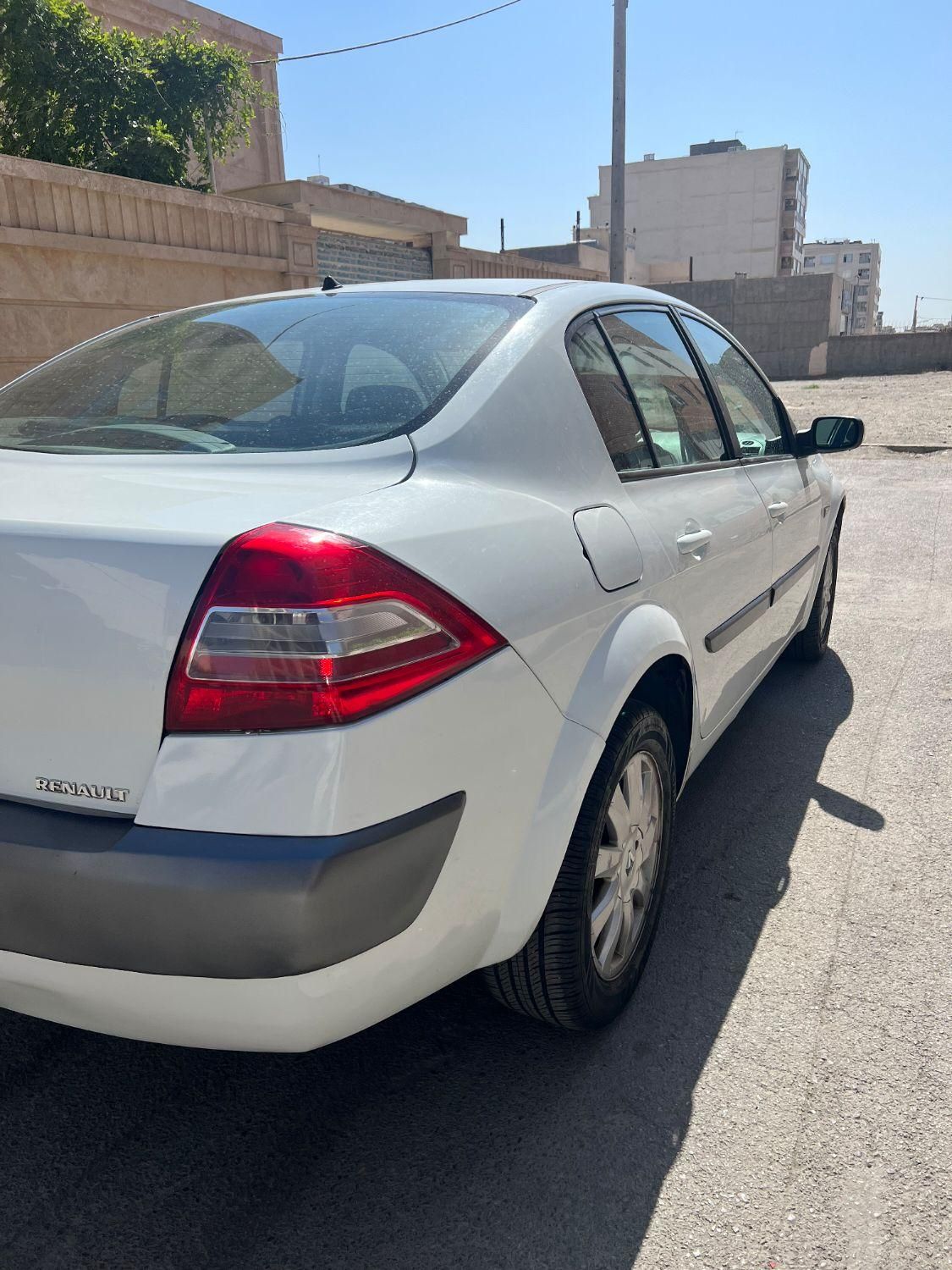 رنو مگان پارس خودرو 2000 - 1391