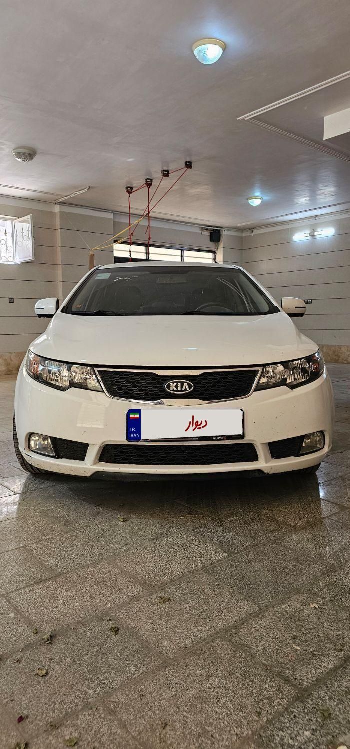 کیا سراتو 2.0 لیتر اتوماتیک GT لاین - 2017