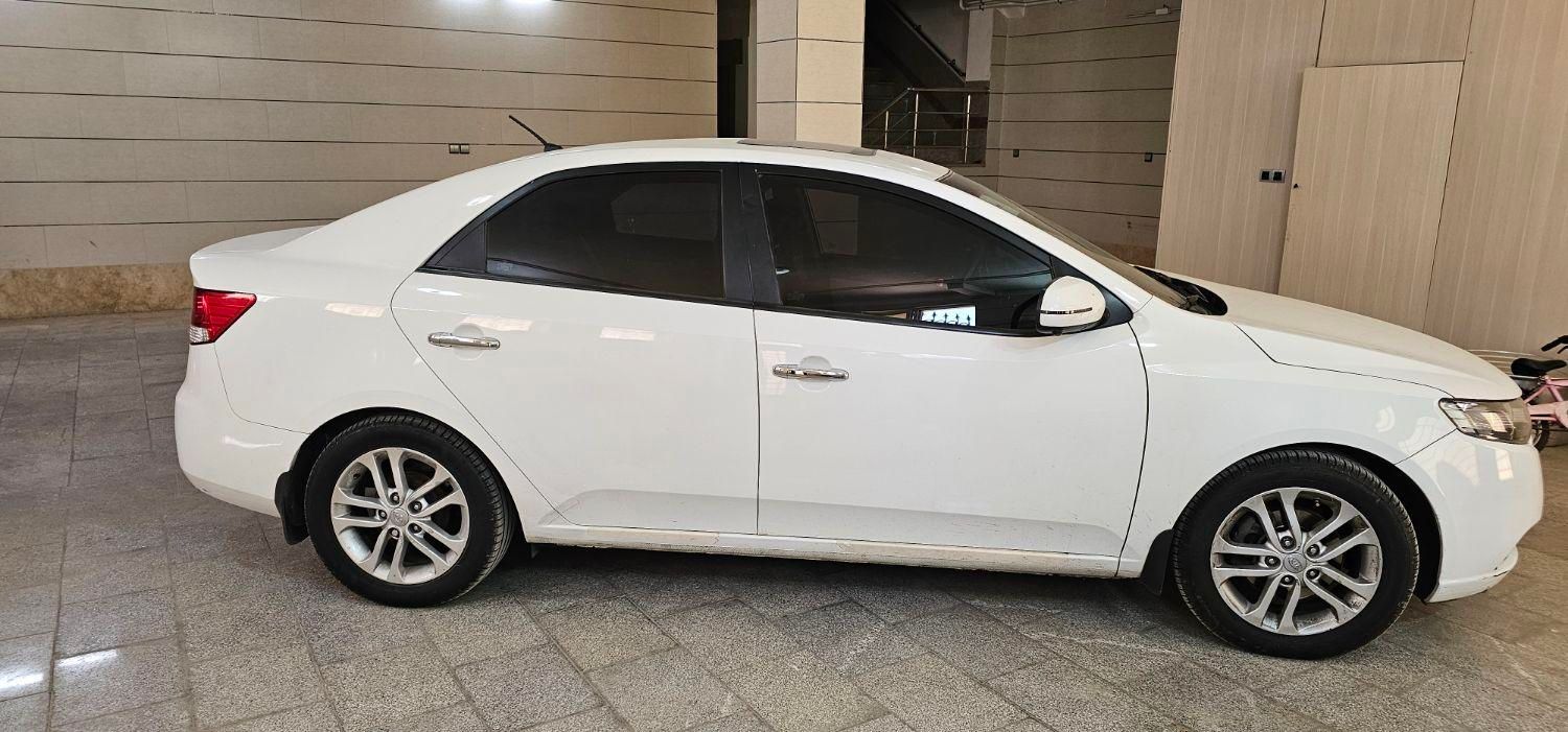 کیا سراتو 2.0 لیتر اتوماتیک GT لاین - 2017