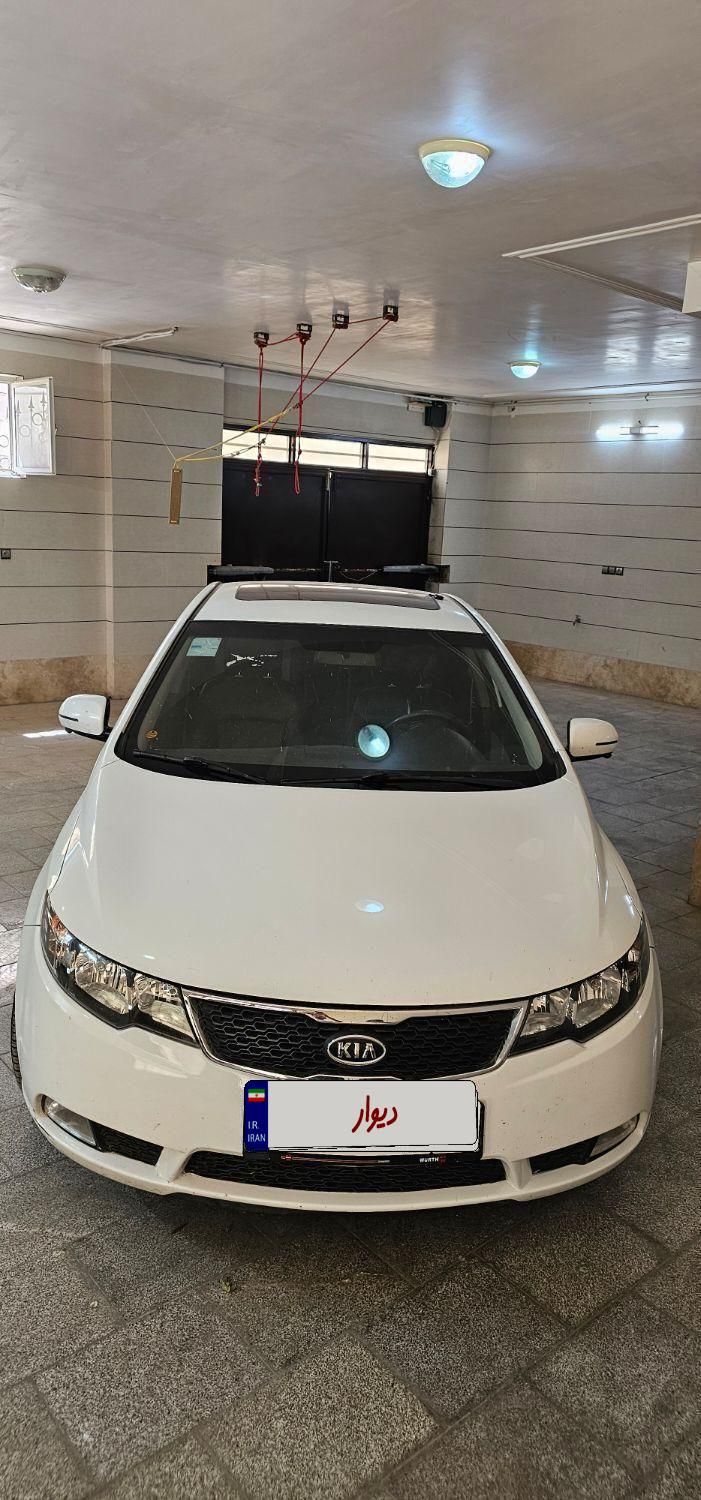 کیا سراتو 2.0 لیتر اتوماتیک GT لاین - 2017
