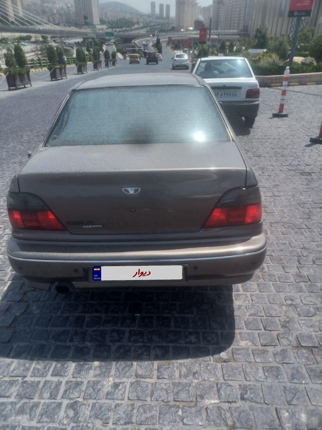 دوو سیلو سدان - 1381