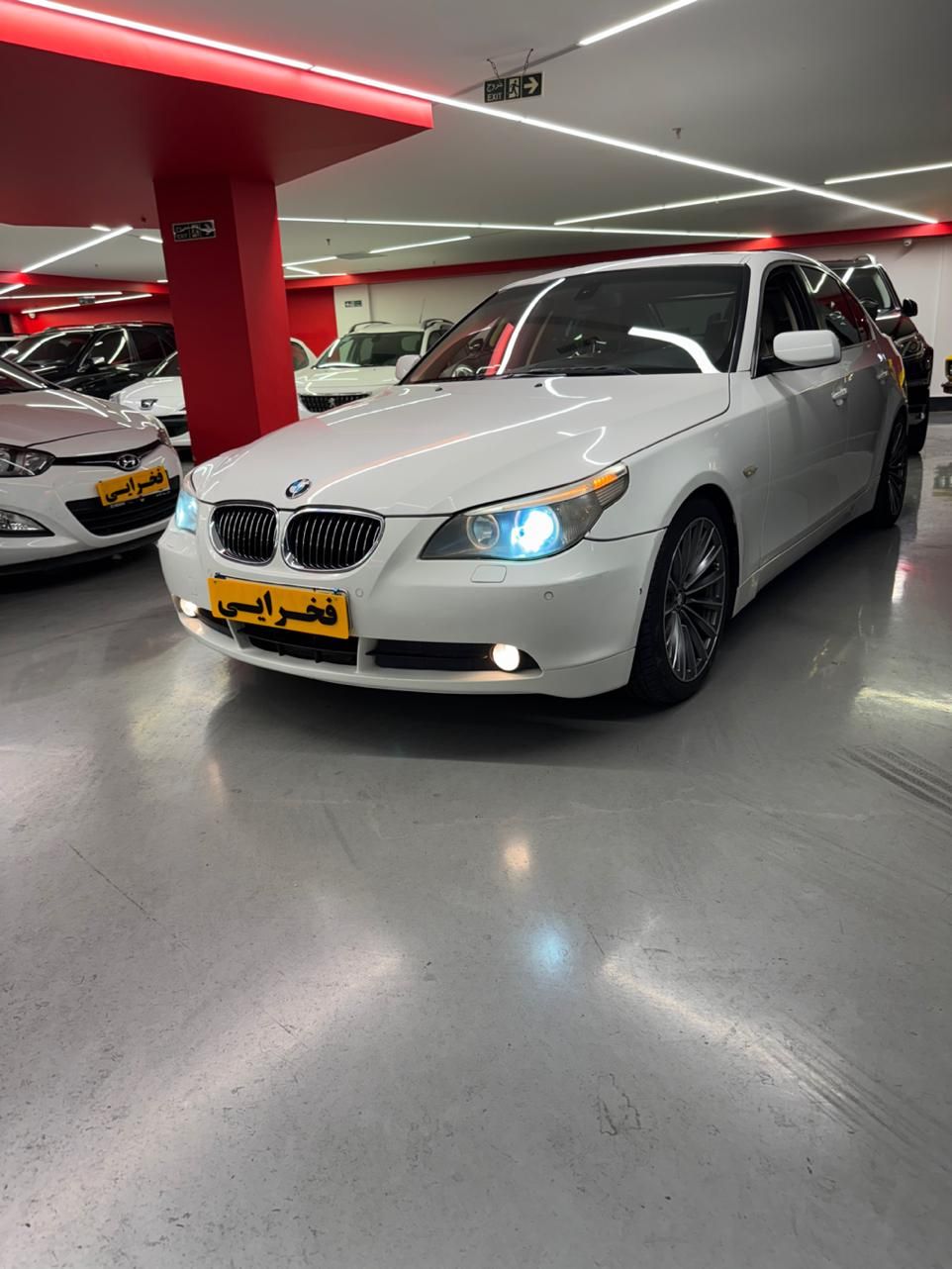 ب ام و سری 5 520i - 2005