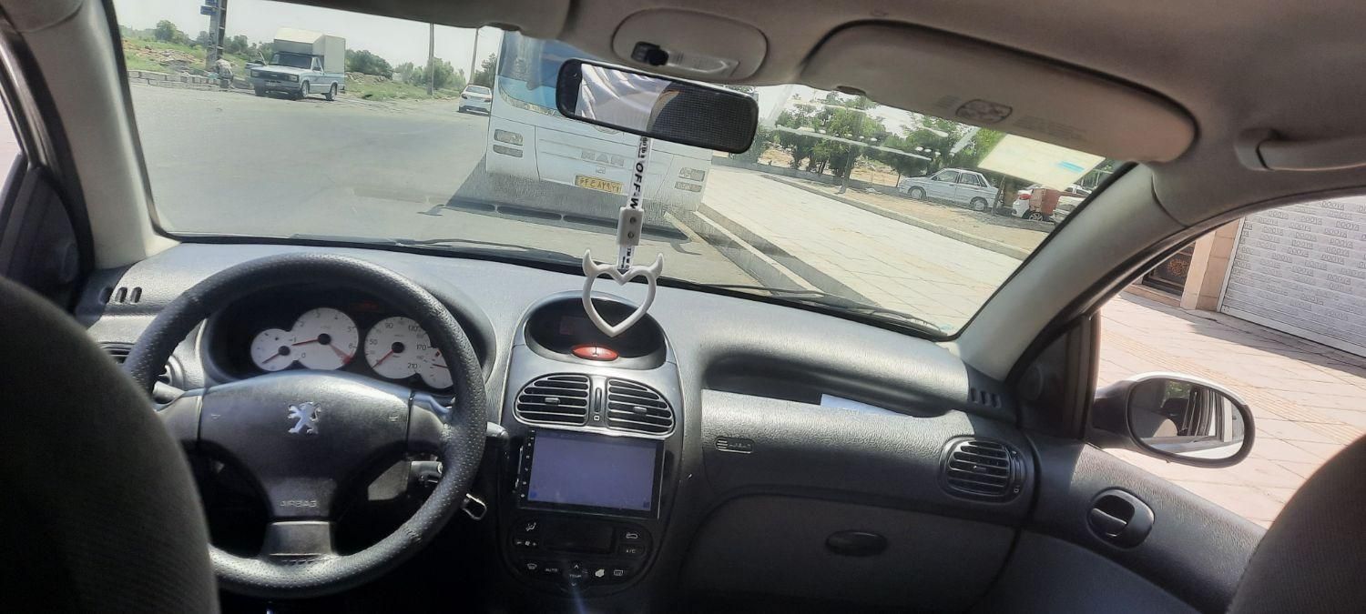پژو ۲۰۶ صندوق دار v8 - 1397