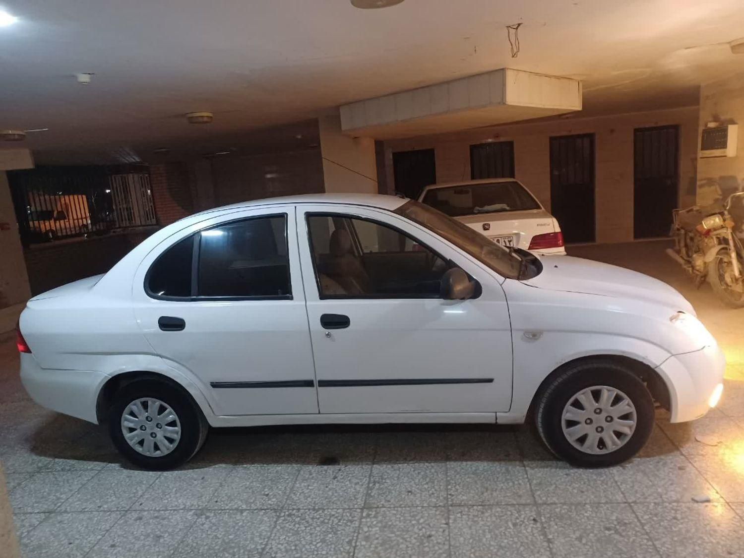 تیبا صندوق دار LX - 1392
