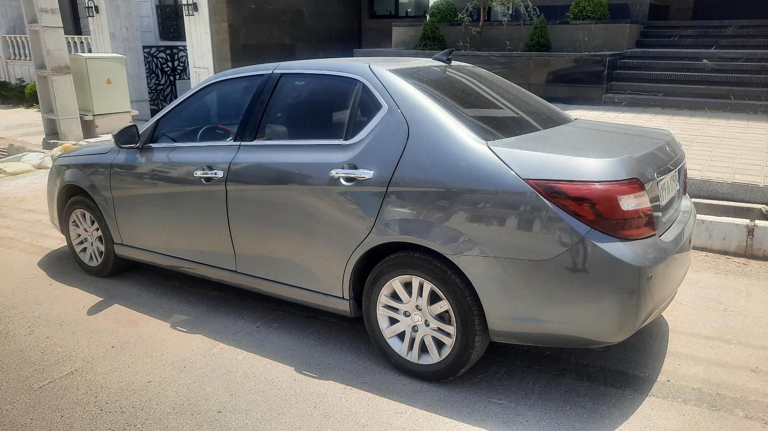 دنا پلاس تیپ ۲ سانروف ۴ ایربگ - 1401