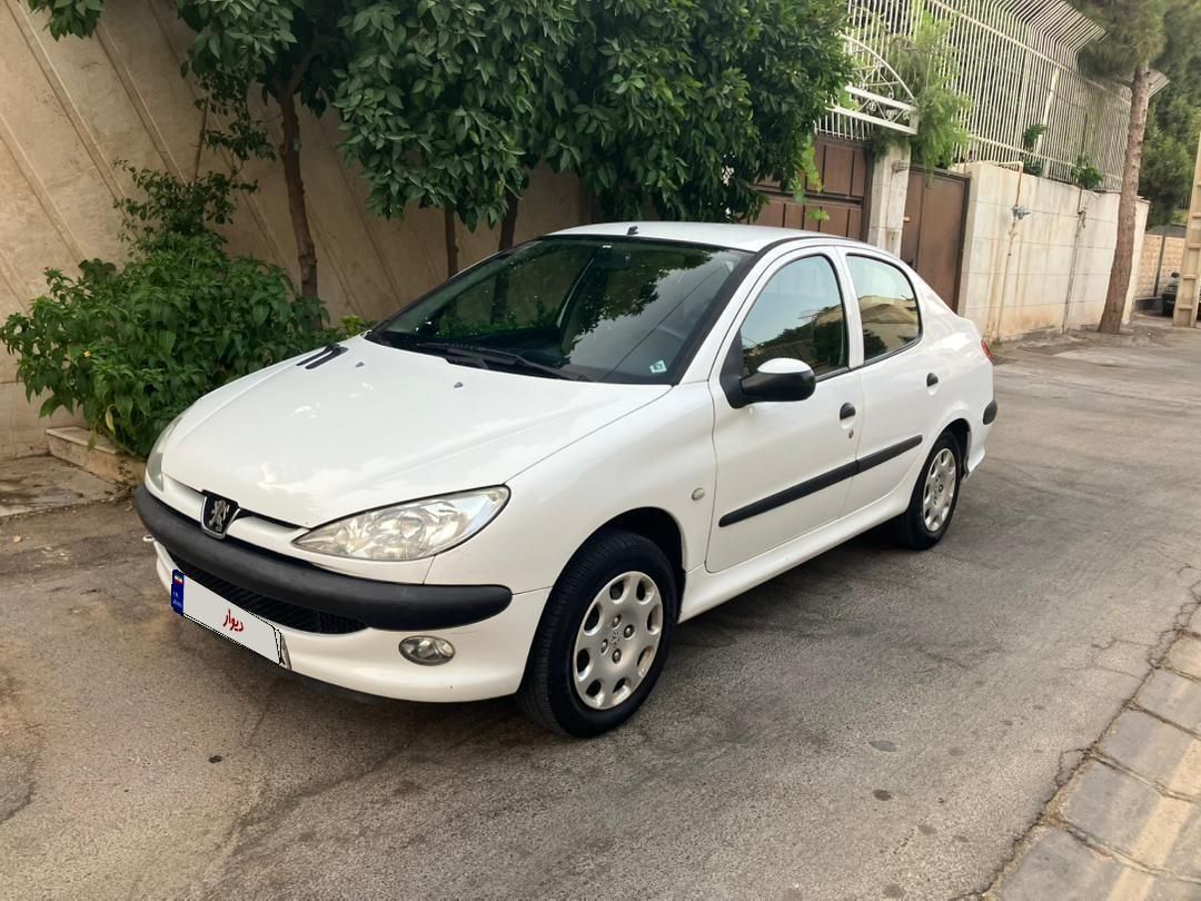 پژو ۲۰۶ صندوق دار v8 - 1394