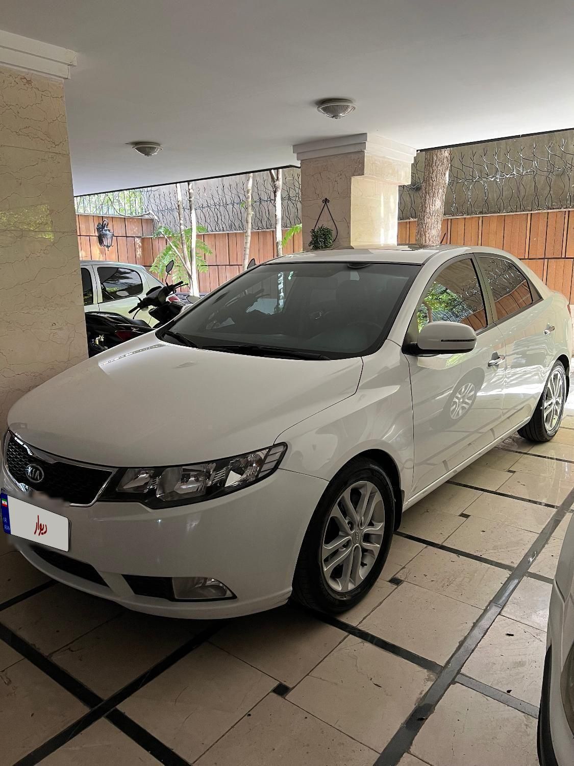 کیا سراتو 2.0 لیتر اتوماتیک GT لاین - 2018