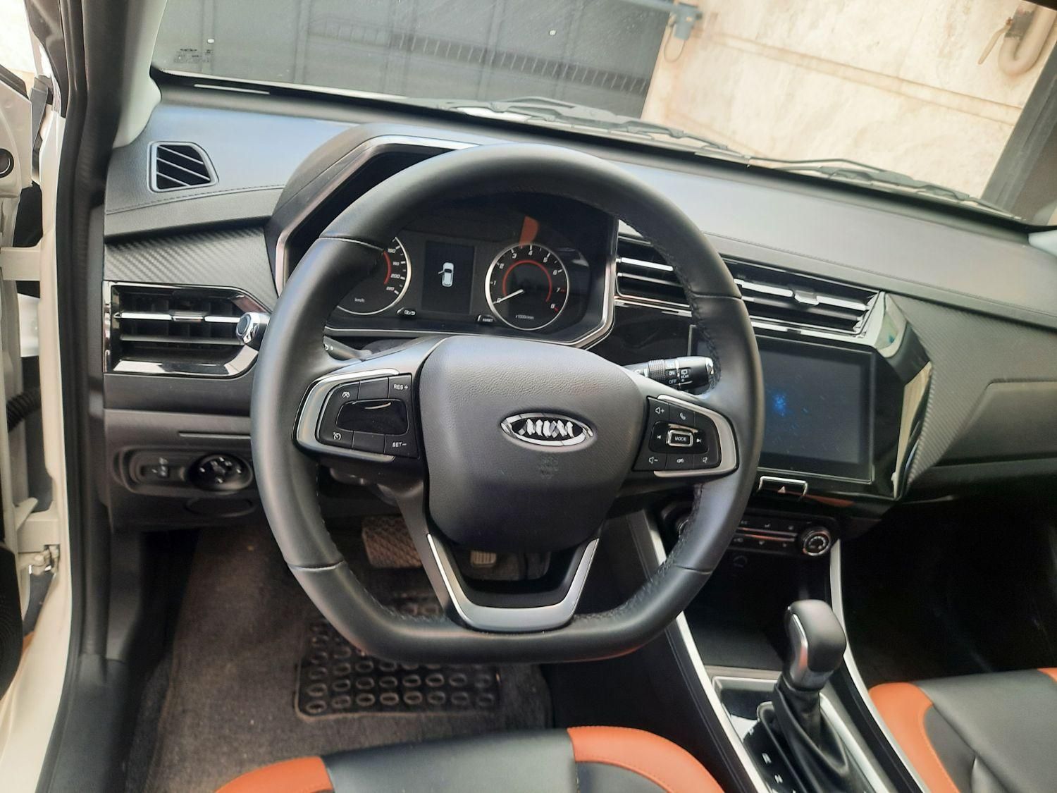ام وی ام X22 پرو اتوماتیک IE - 1402