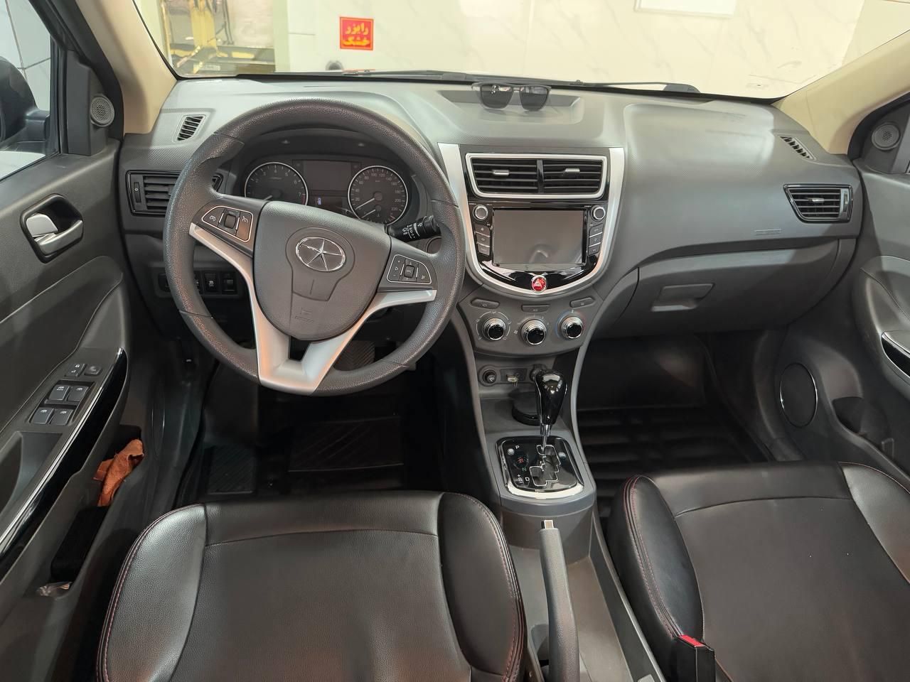 جک J4 اتوماتیک ساده - 1402