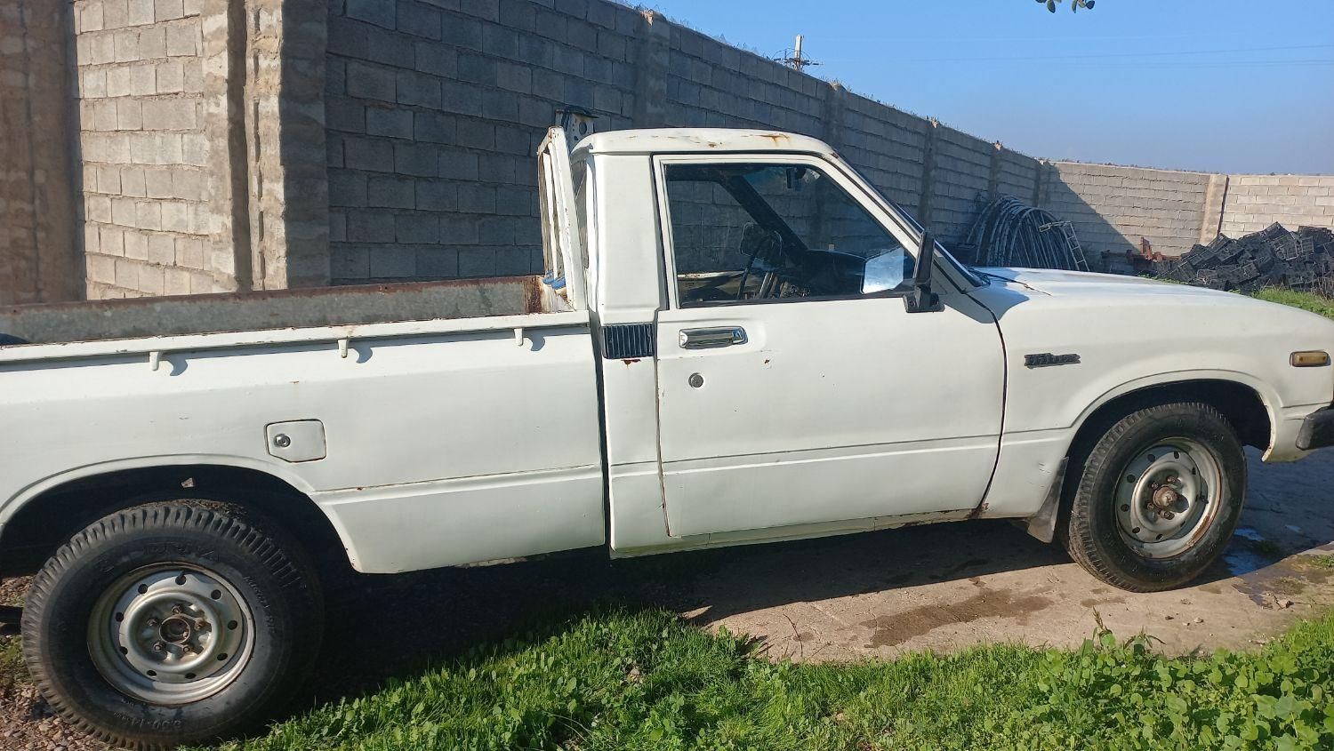 تویوتا کمری XLE - 1402