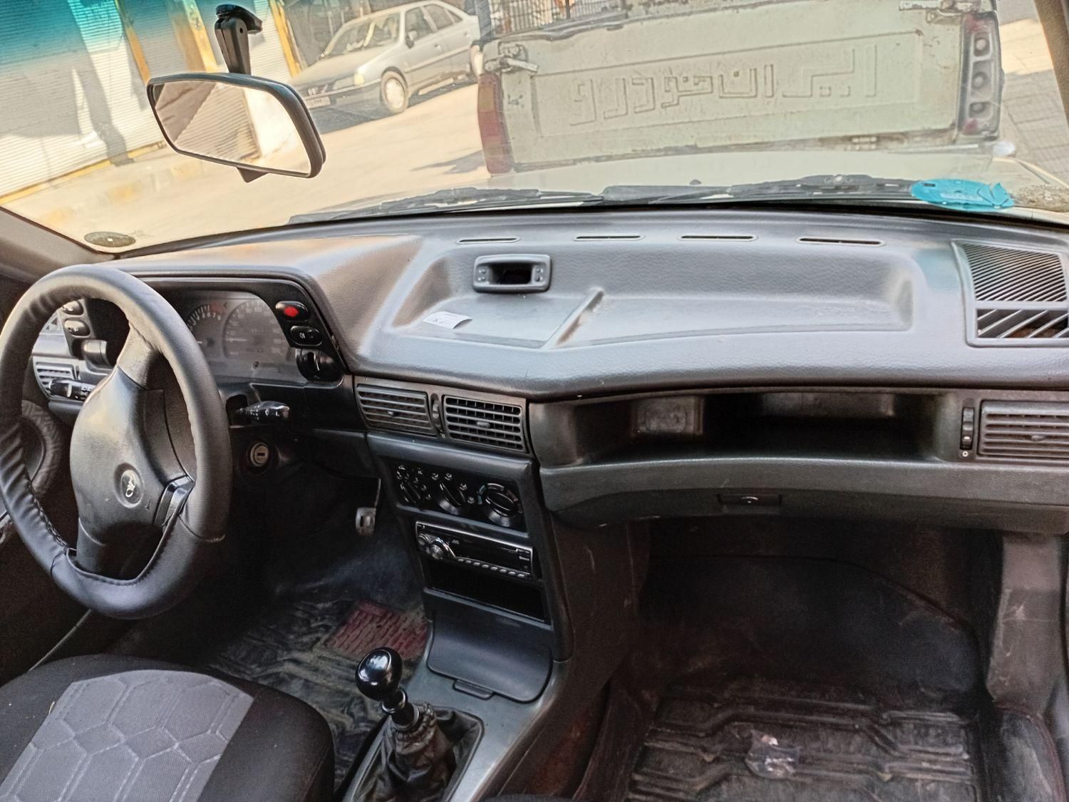 دوو سیلو سدان - 1379