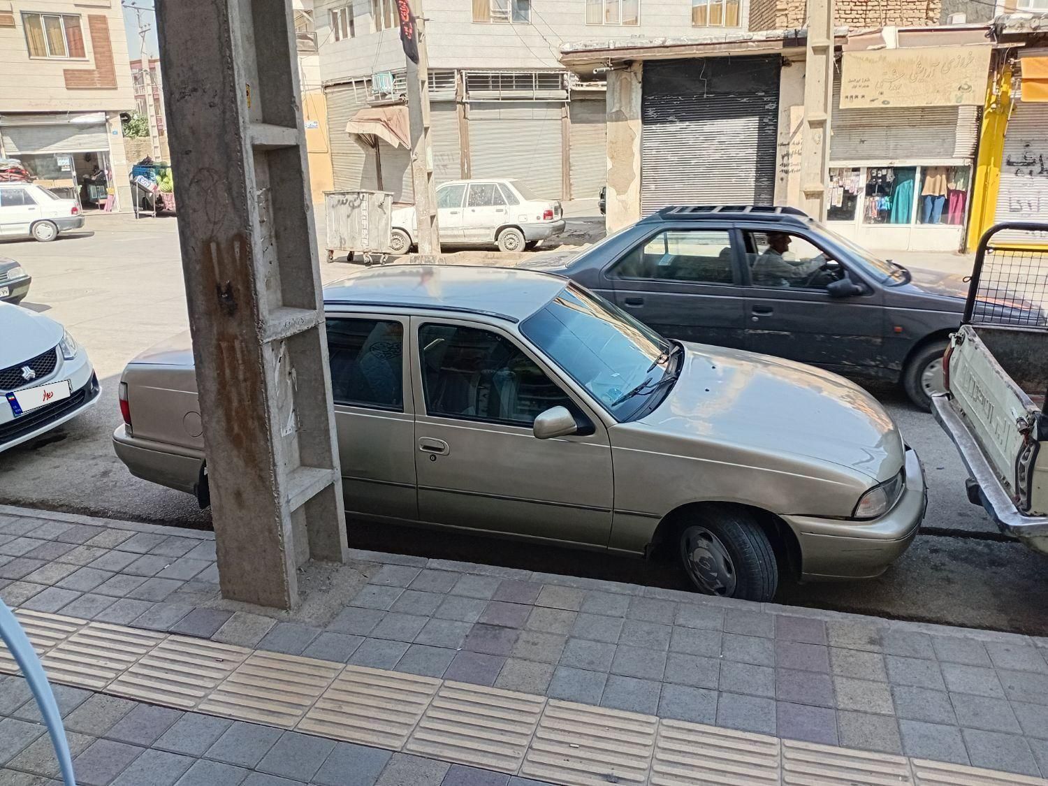 دوو سیلو سدان - 1379