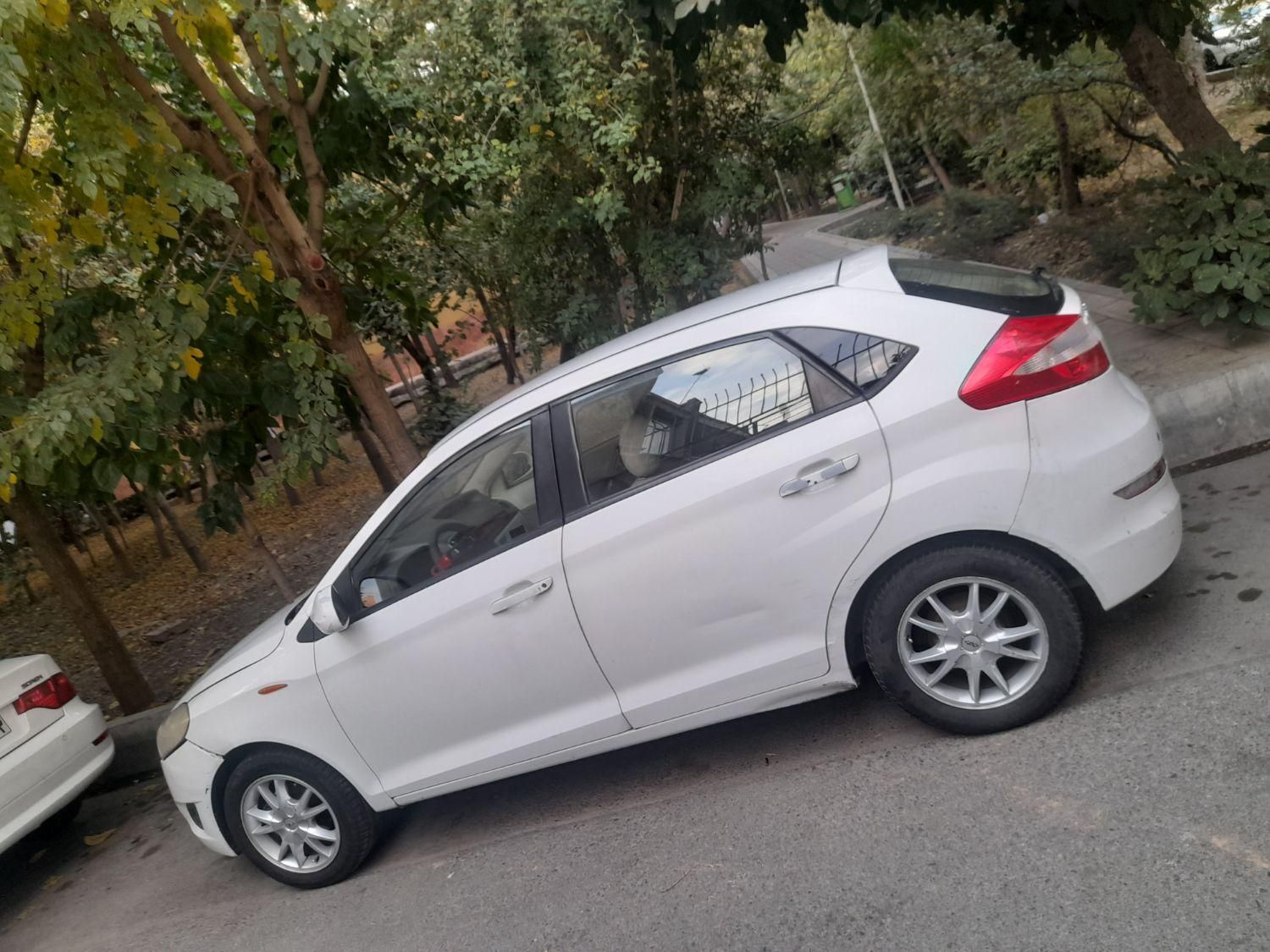 ام وی ام 315 هاچ بک ساده دنده ای - 1392