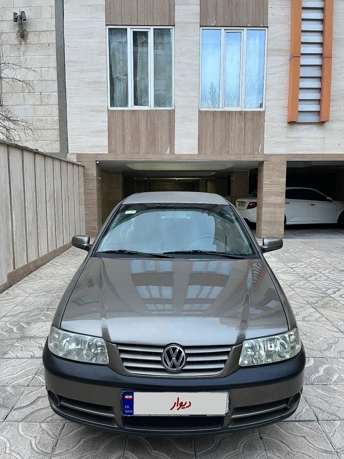 خودرو فولکس، گل آگهی ann_19393034