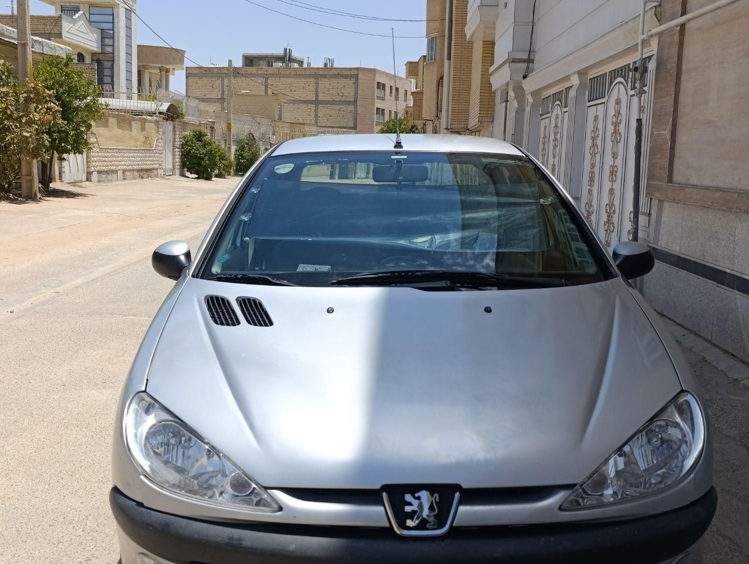 پژو ۲۰۶ صندوق دار v8 - 1393