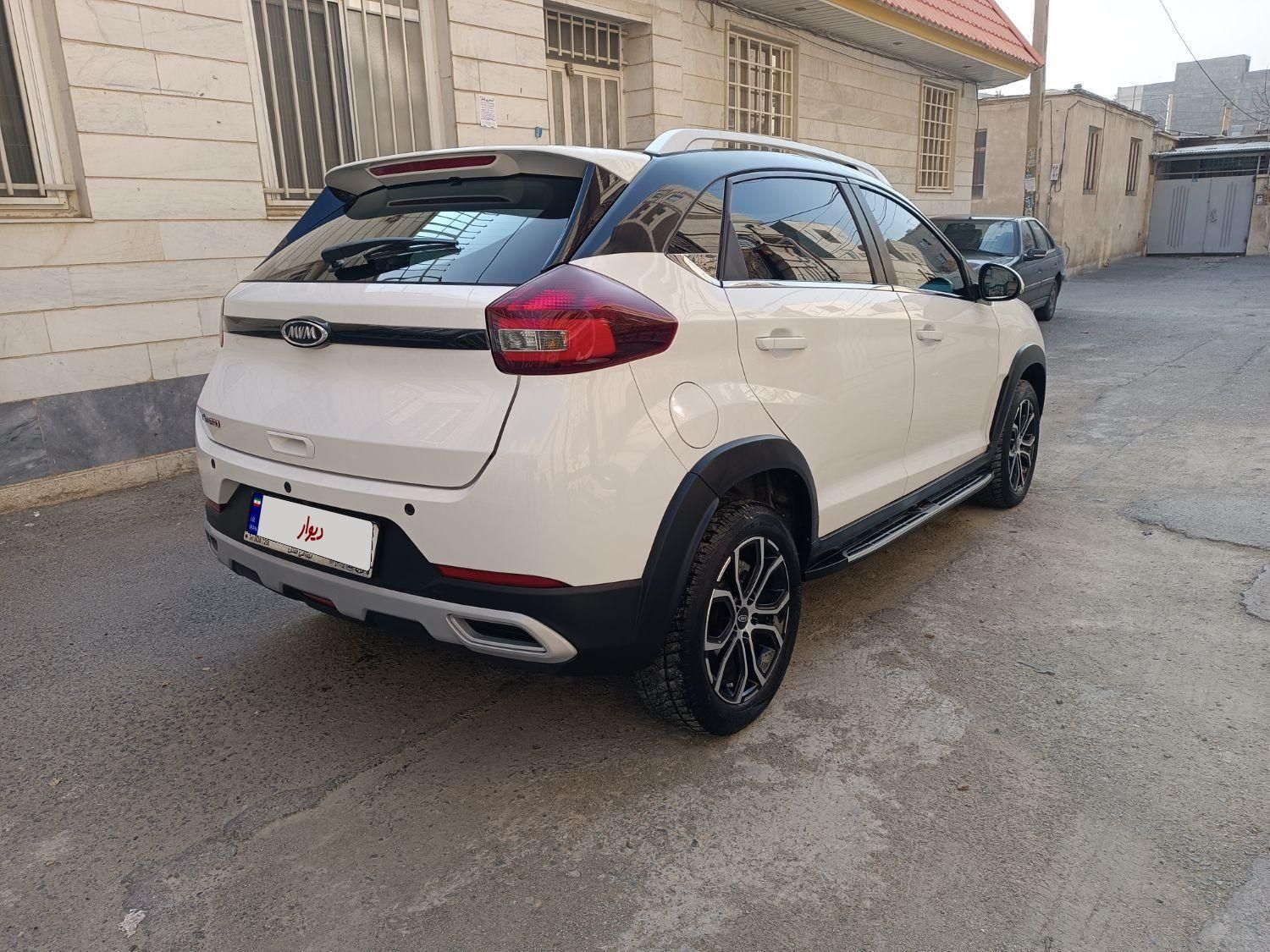 ام وی ام X22 پرو اتوماتیک IE - 1401