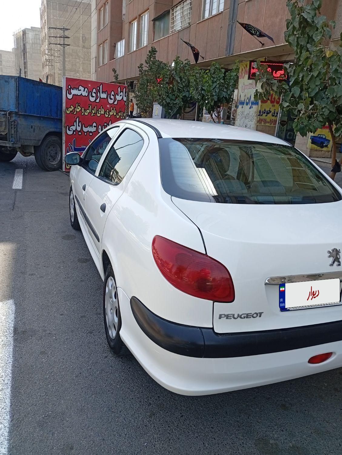 پژو ۲۰۶ صندوق دار v8 - 1388