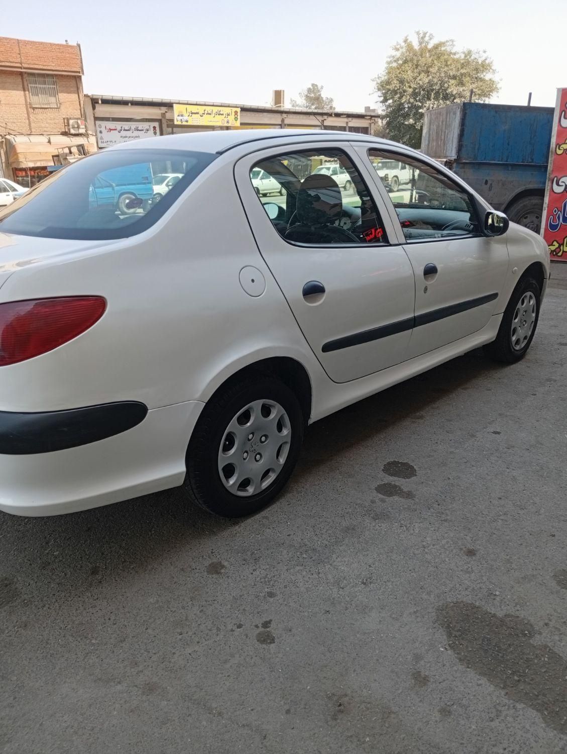 پژو ۲۰۶ صندوق دار v8 - 1388