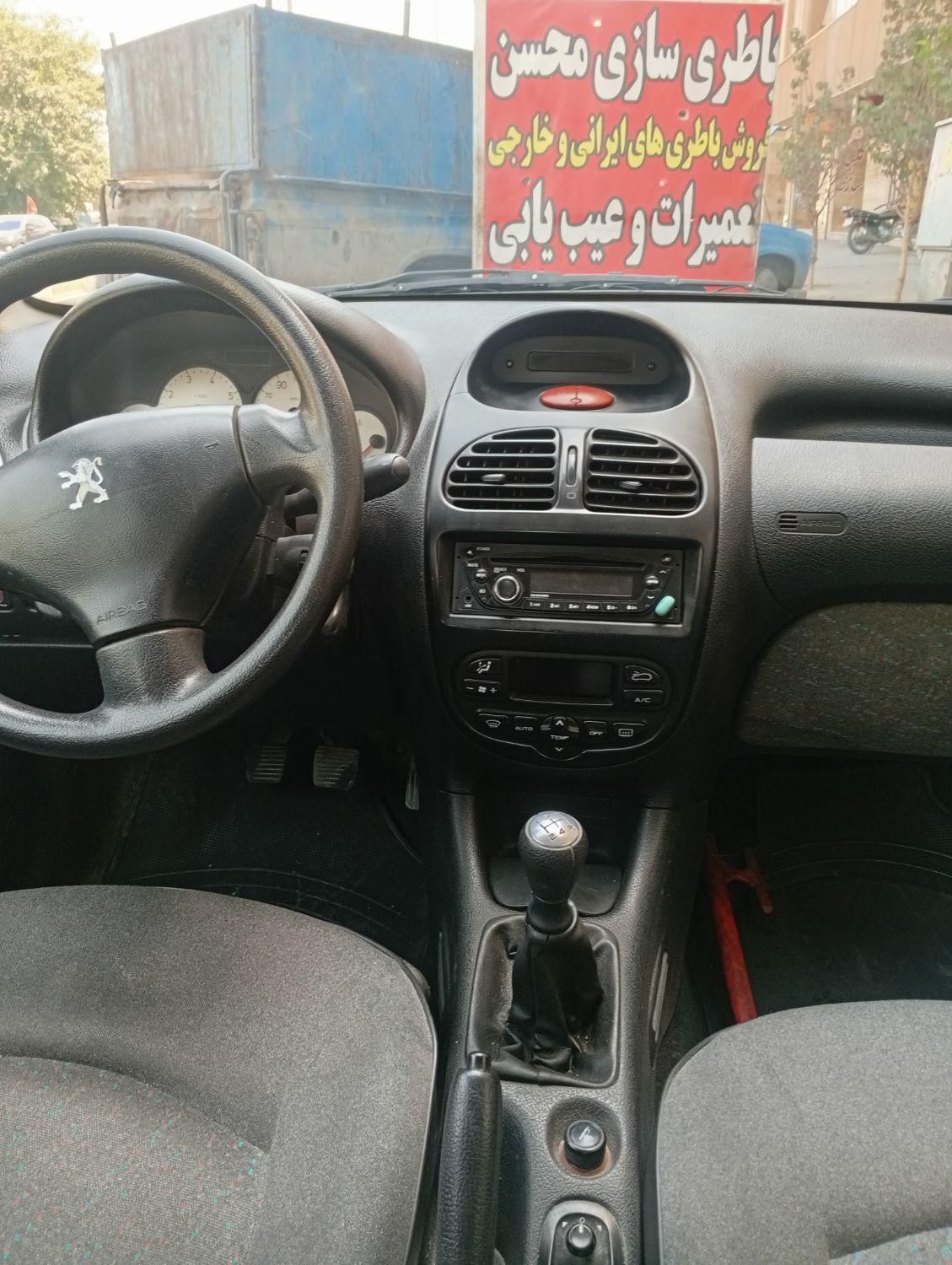 پژو ۲۰۶ صندوق دار v8 - 1388