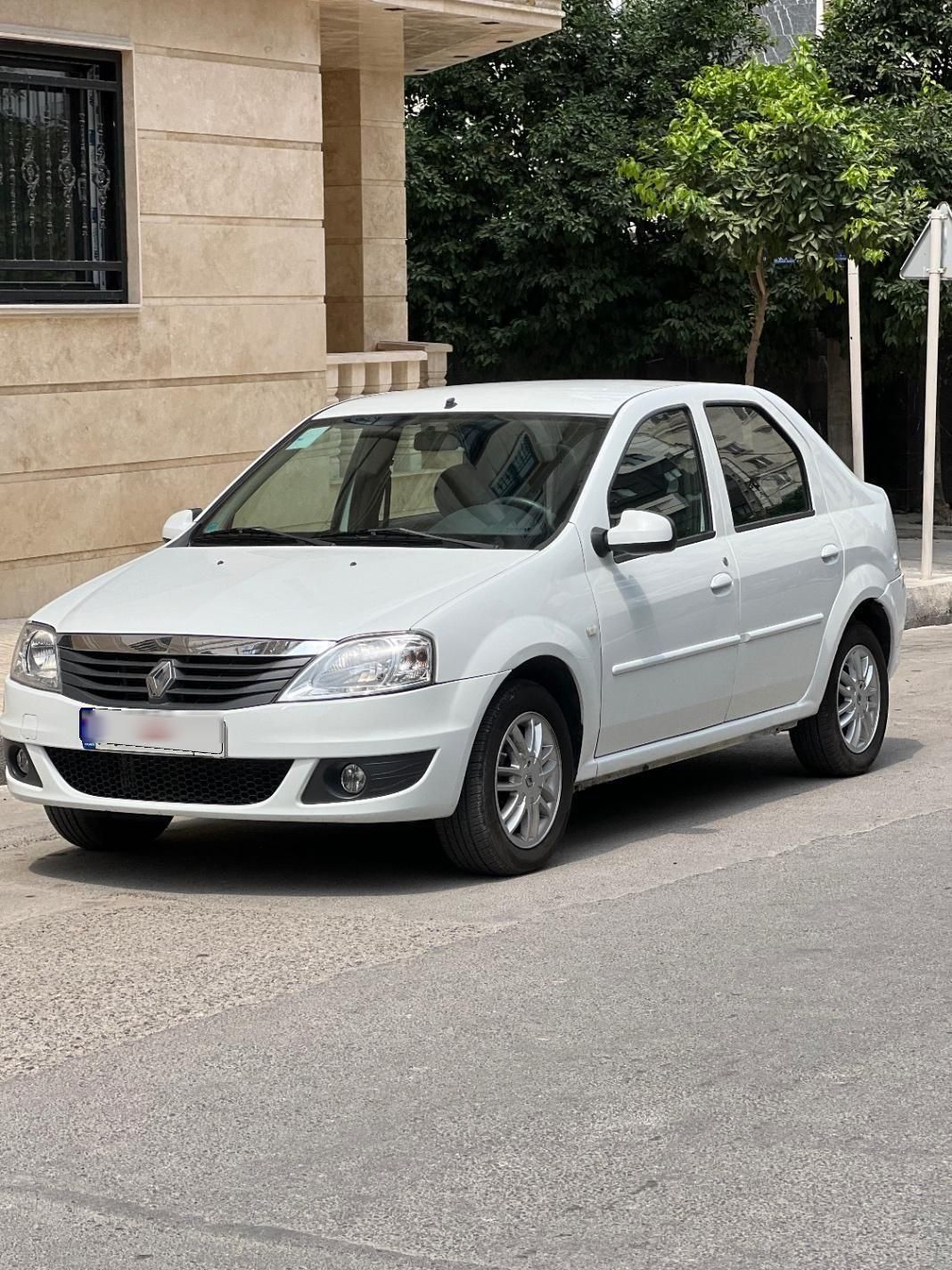 رنو تندر 90 پلاس اتوماتیک - 1397
