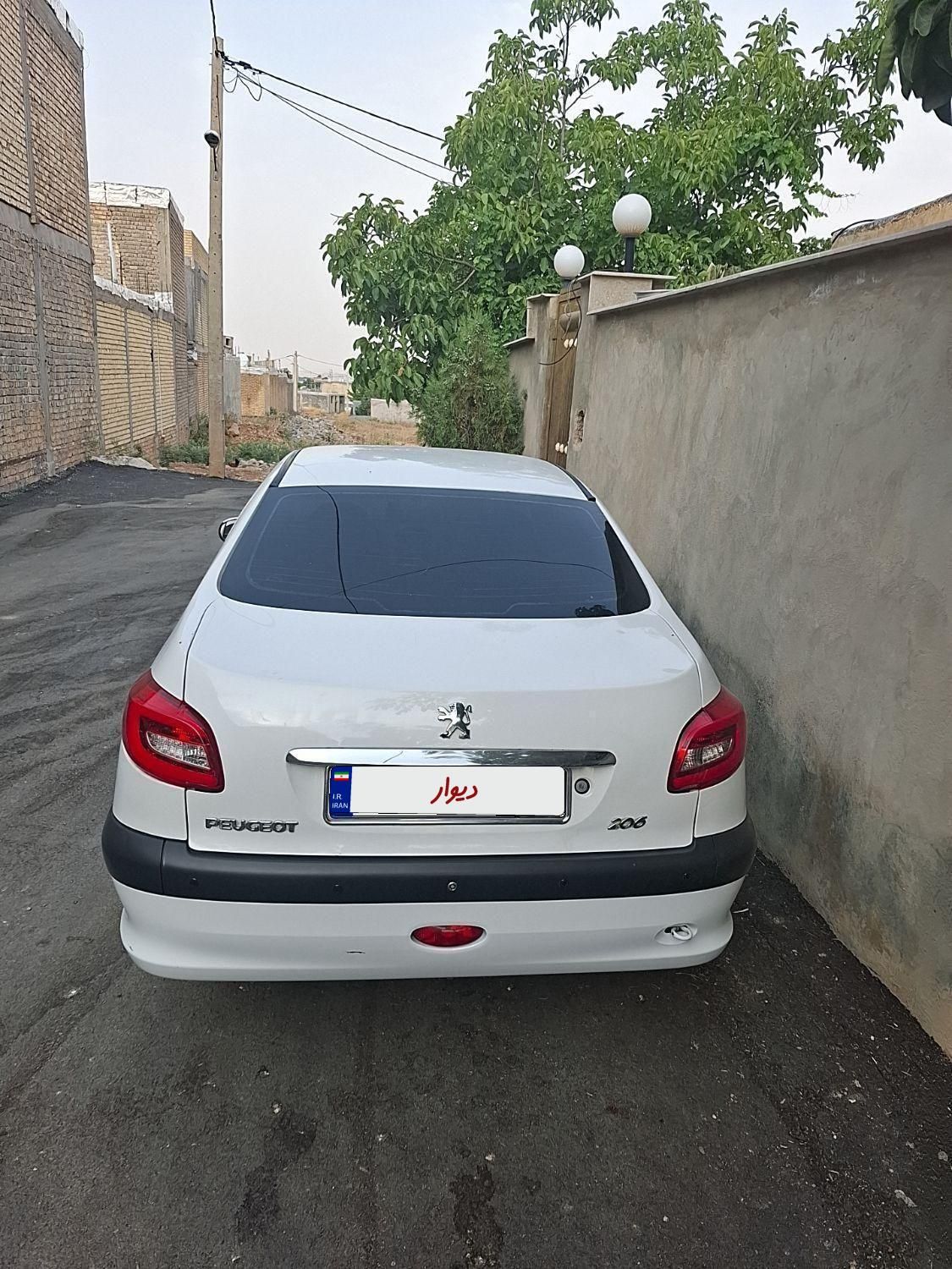 پژو ۲۰۶ صندوق دار v8 - 1387