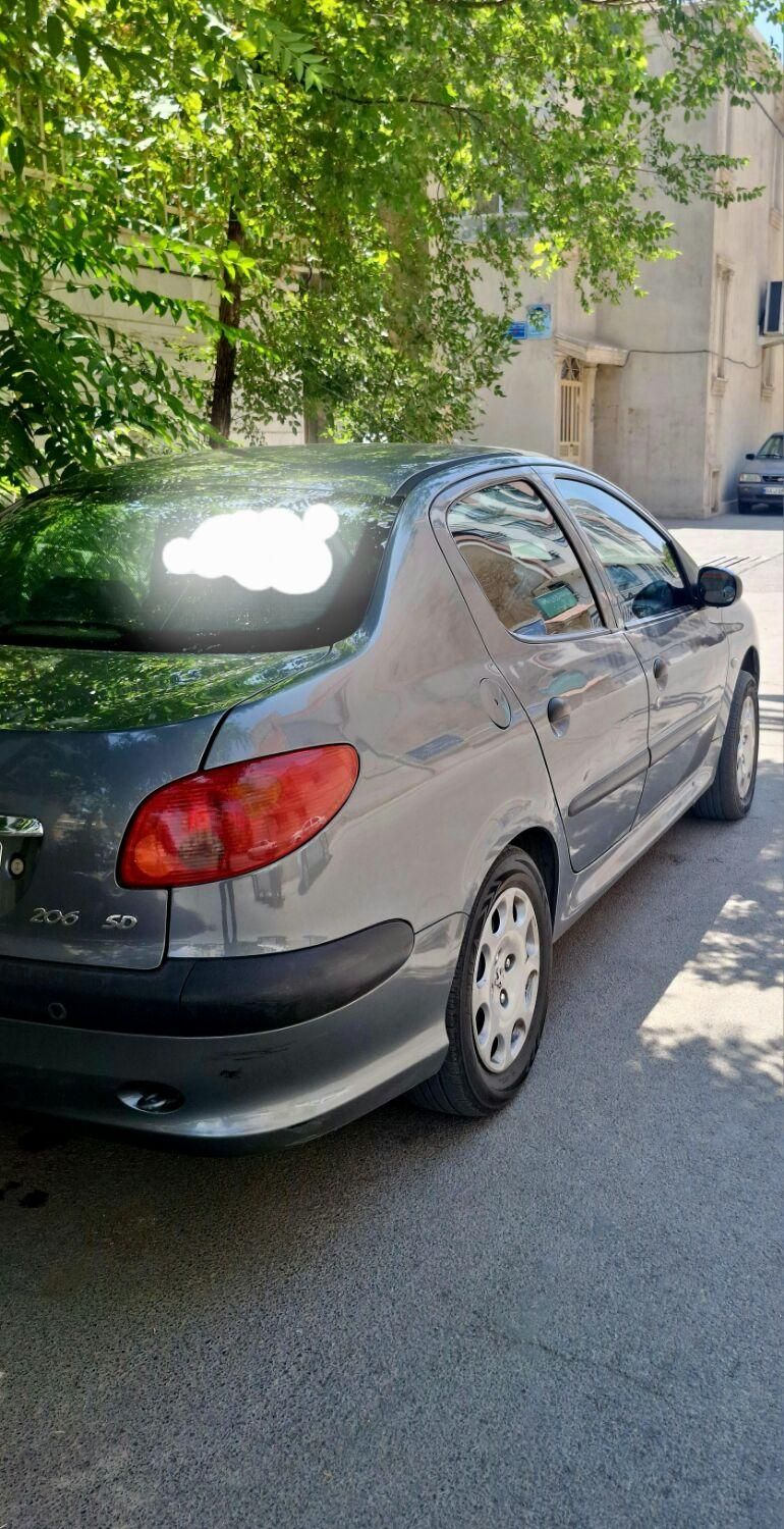 پژو ۲۰۶ صندوق دار v8 - 1395