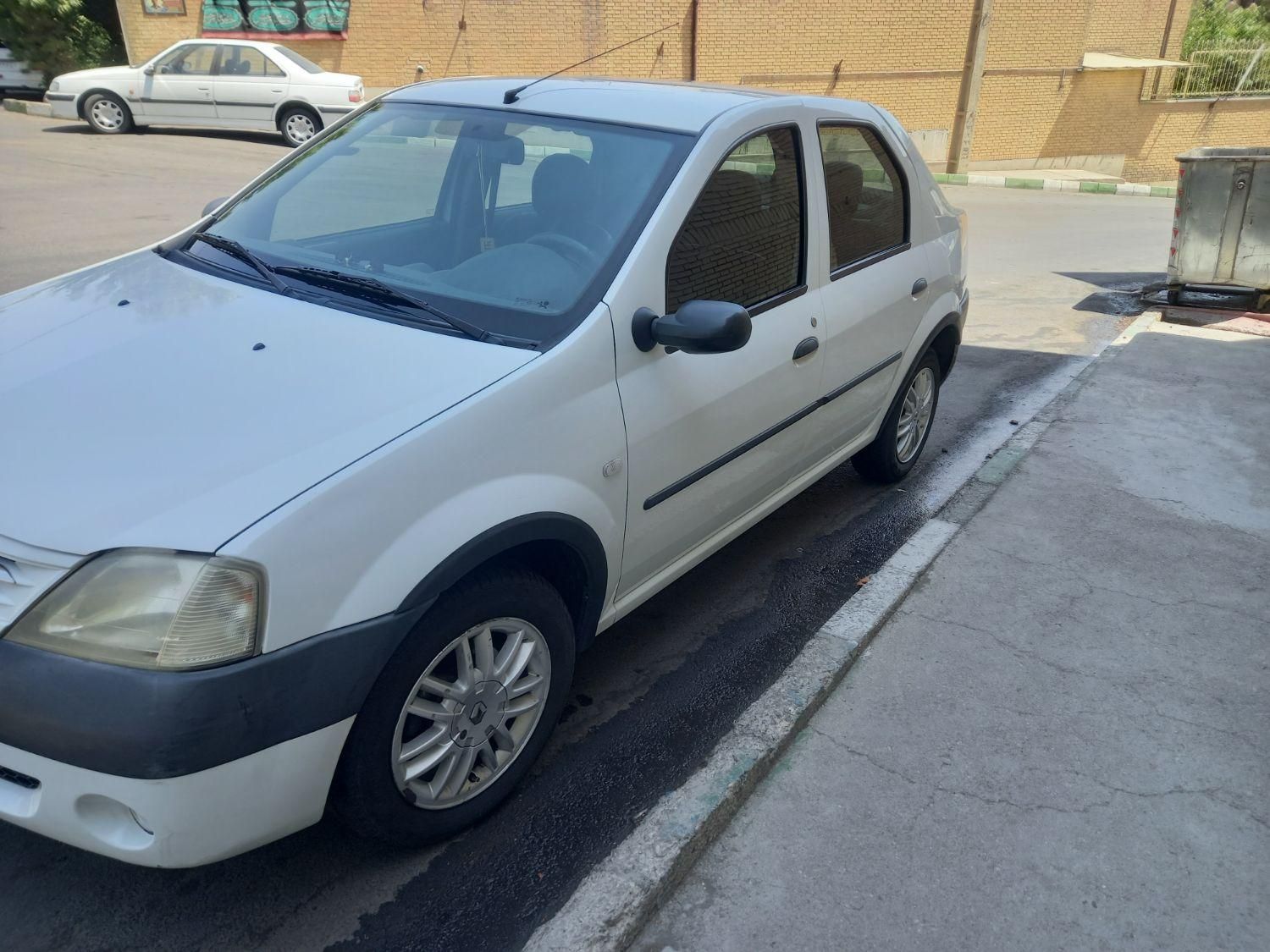خودرو رنو، تندر 90 آگهی ann_19393651