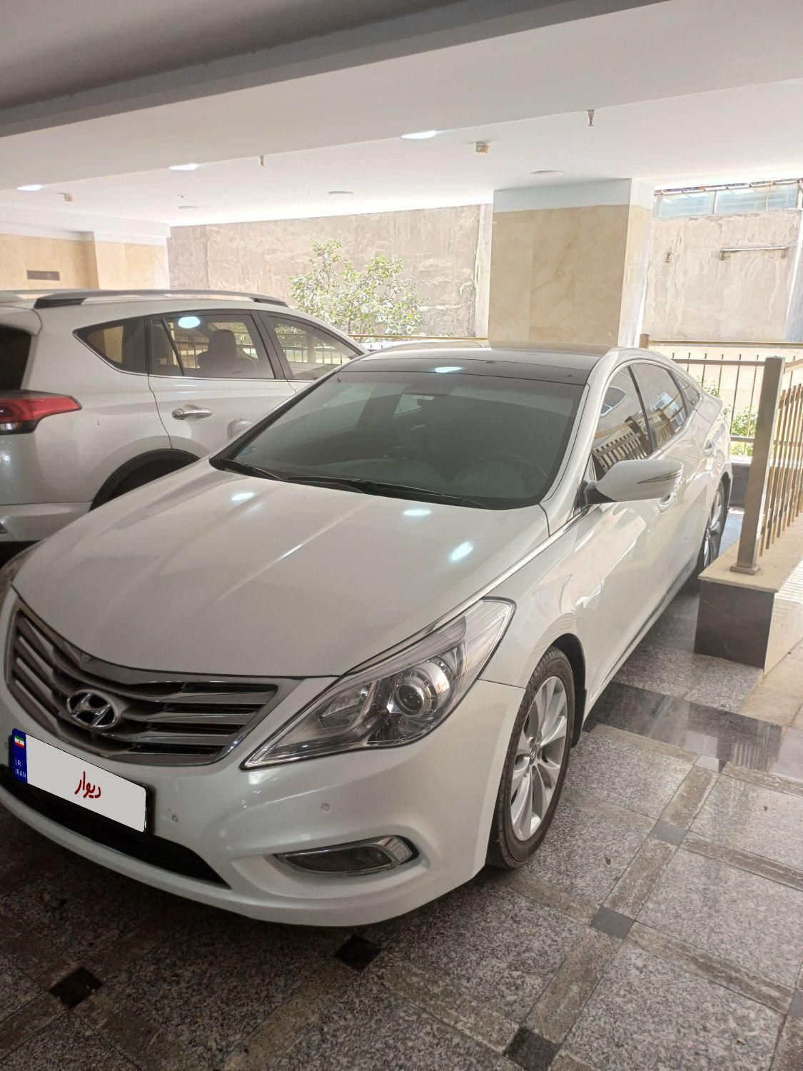 هیوندای آزرا (گرنجور) 3000cc - 2013