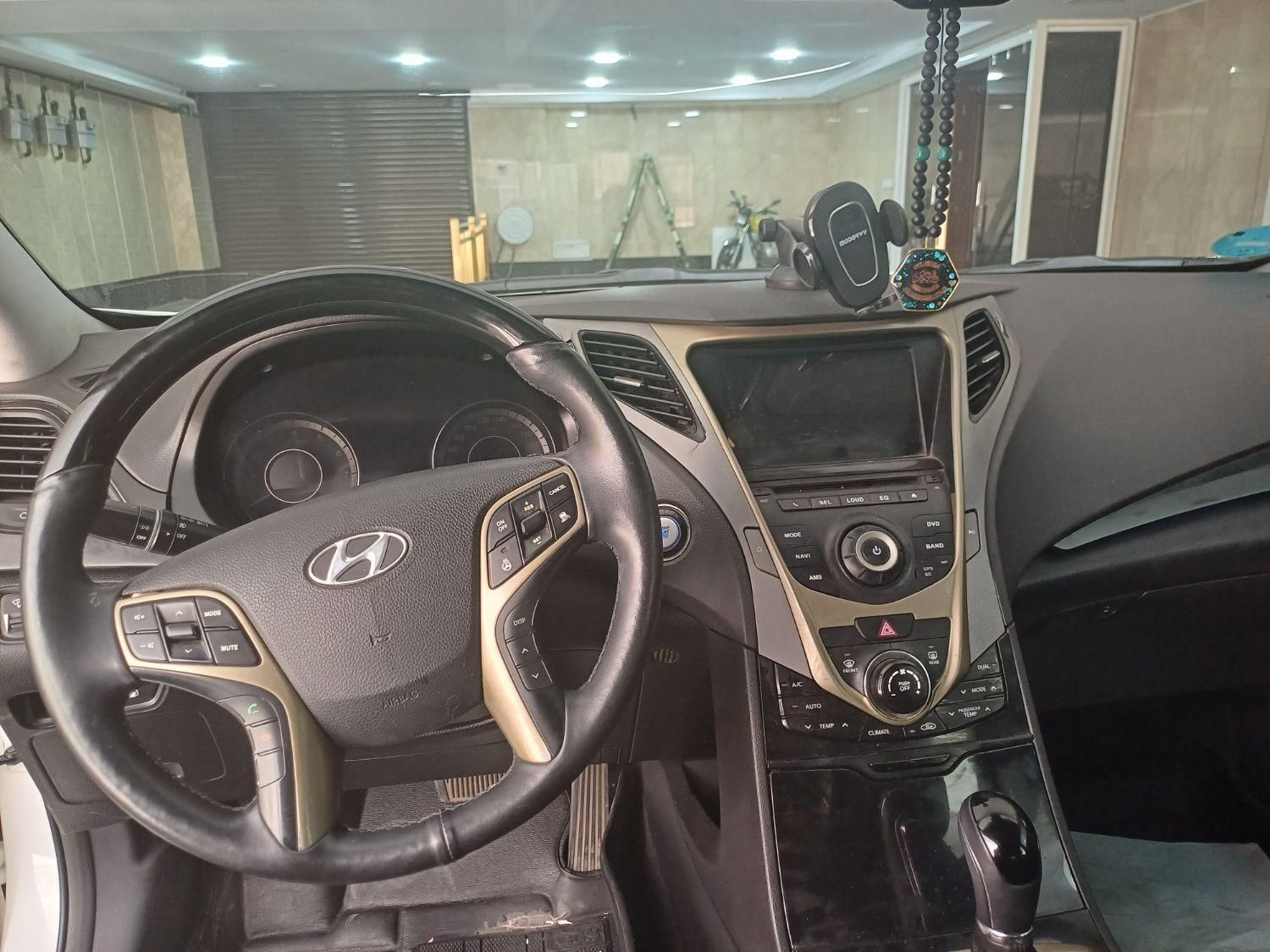 هیوندای آزرا (گرنجور) 3000cc - 2013