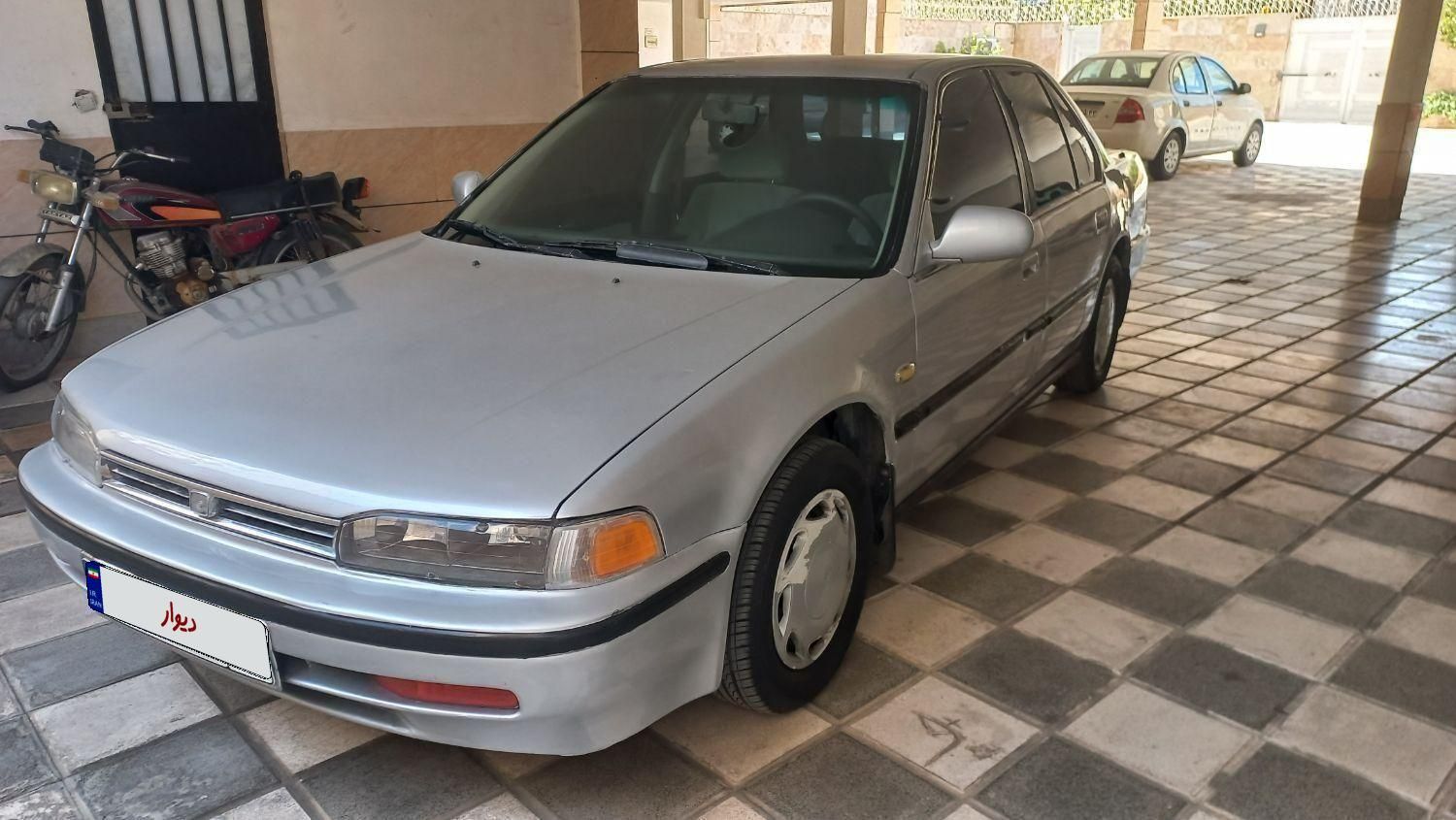هوندا آکورد EX-B - 1992