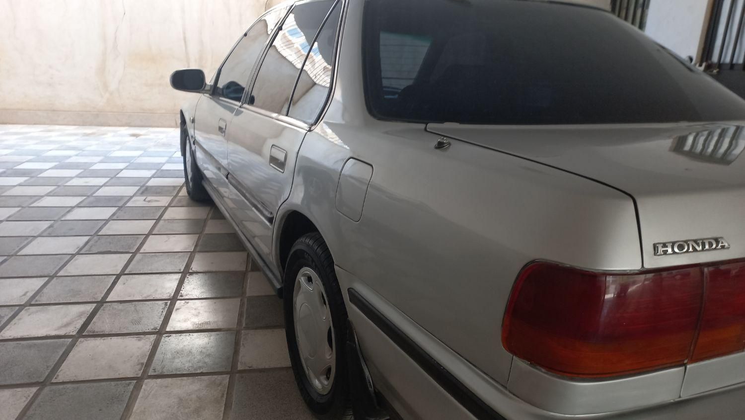 هوندا آکورد EX-B - 1992