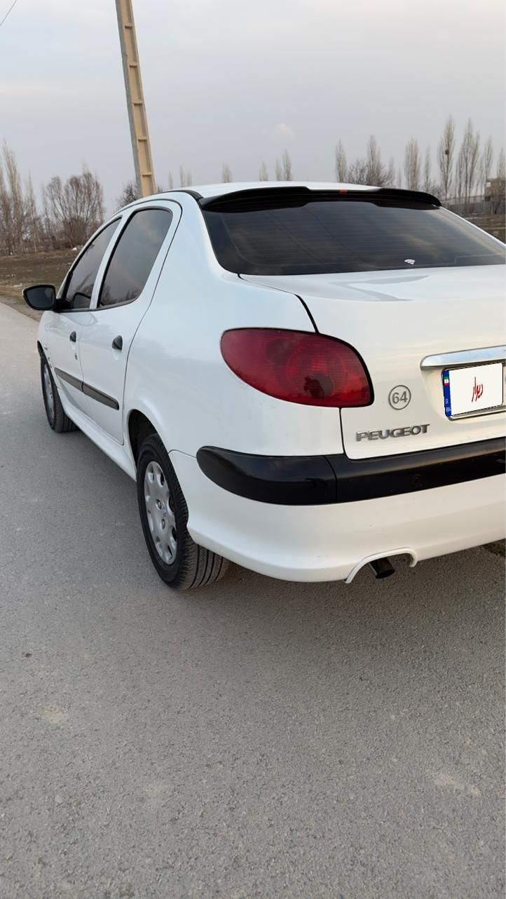 پژو ۲۰۶ صندوق دار v8 - 1395