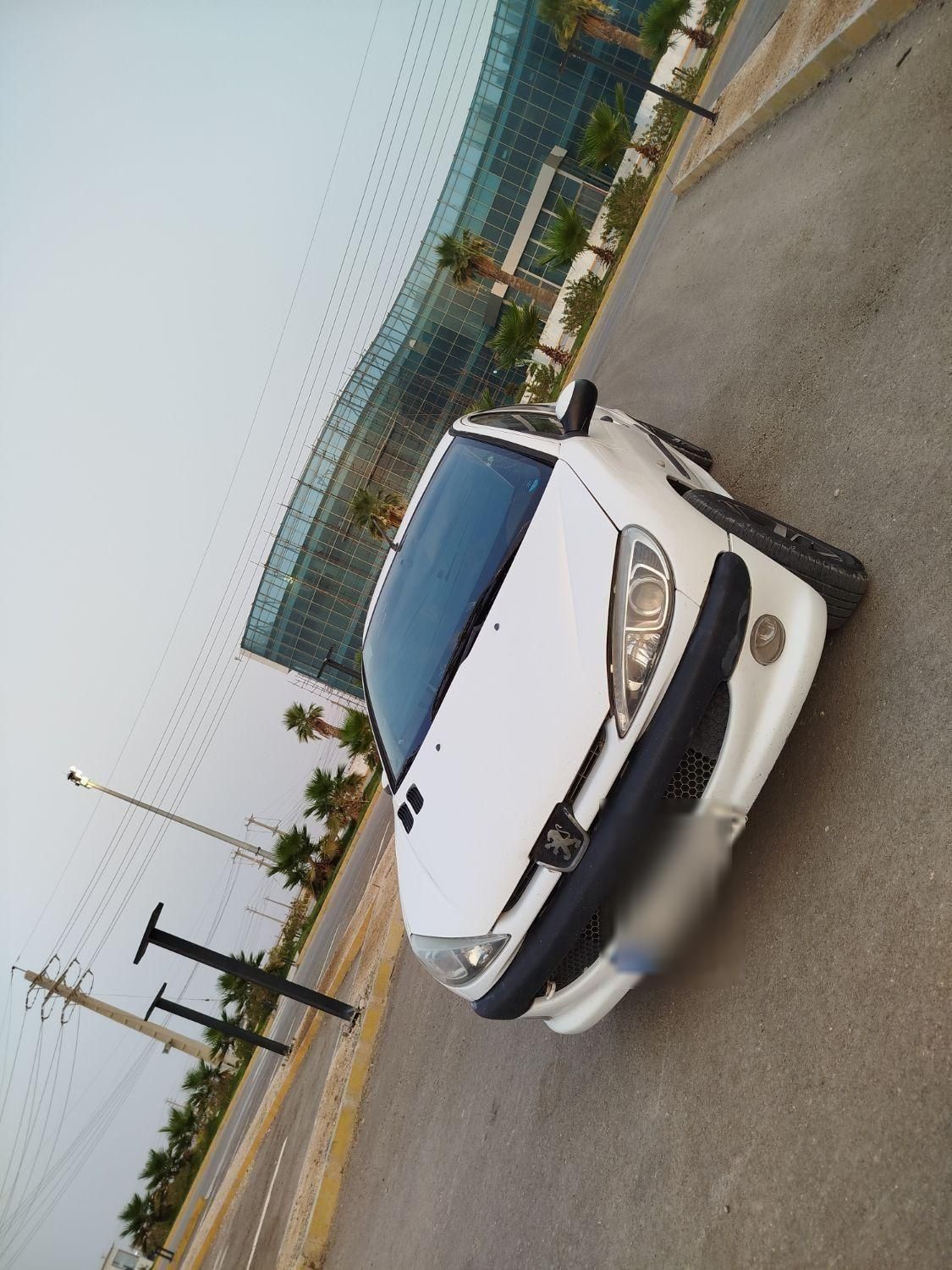 پژو ۲۰۶ صندوق دار v8 - 1394