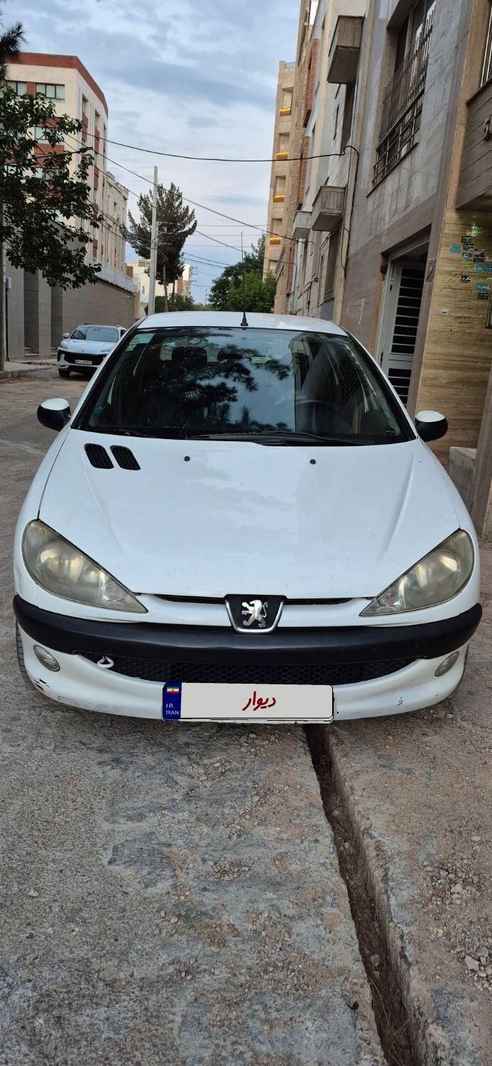 خودرو پژو، ۲۰۶ صندوق دار آگهی ann_19394011