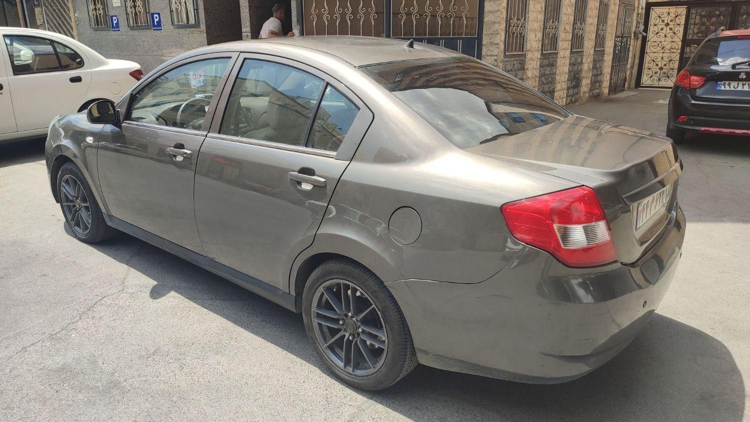 ام وی ام 550 اتوماتیک - 1394