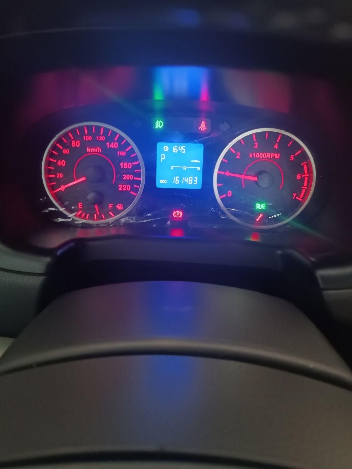 ام وی ام 550 اتوماتیک - 1394