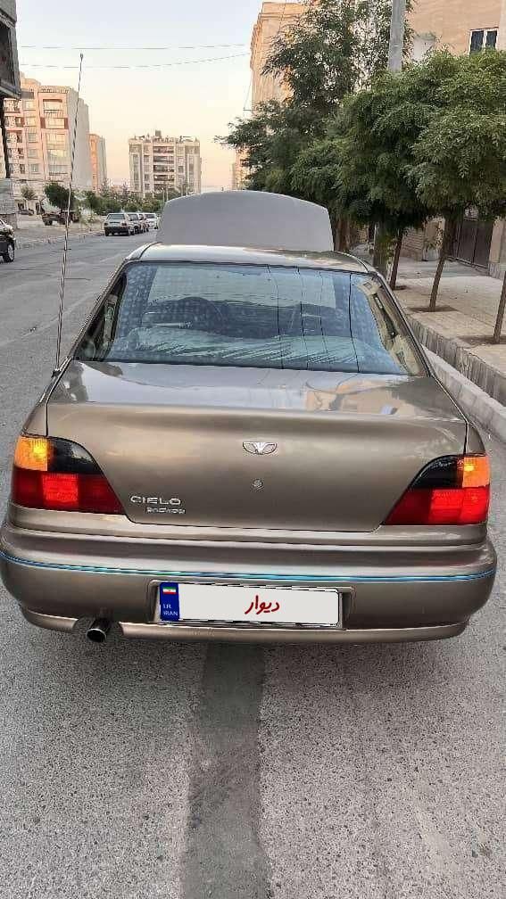دوو سیلو سدان - 1380