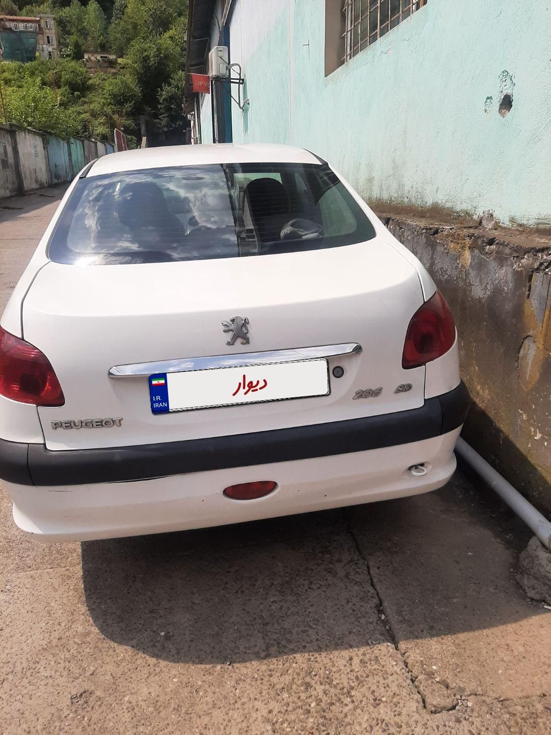 پژو ۲۰۶ صندوق دار v8 - 1393