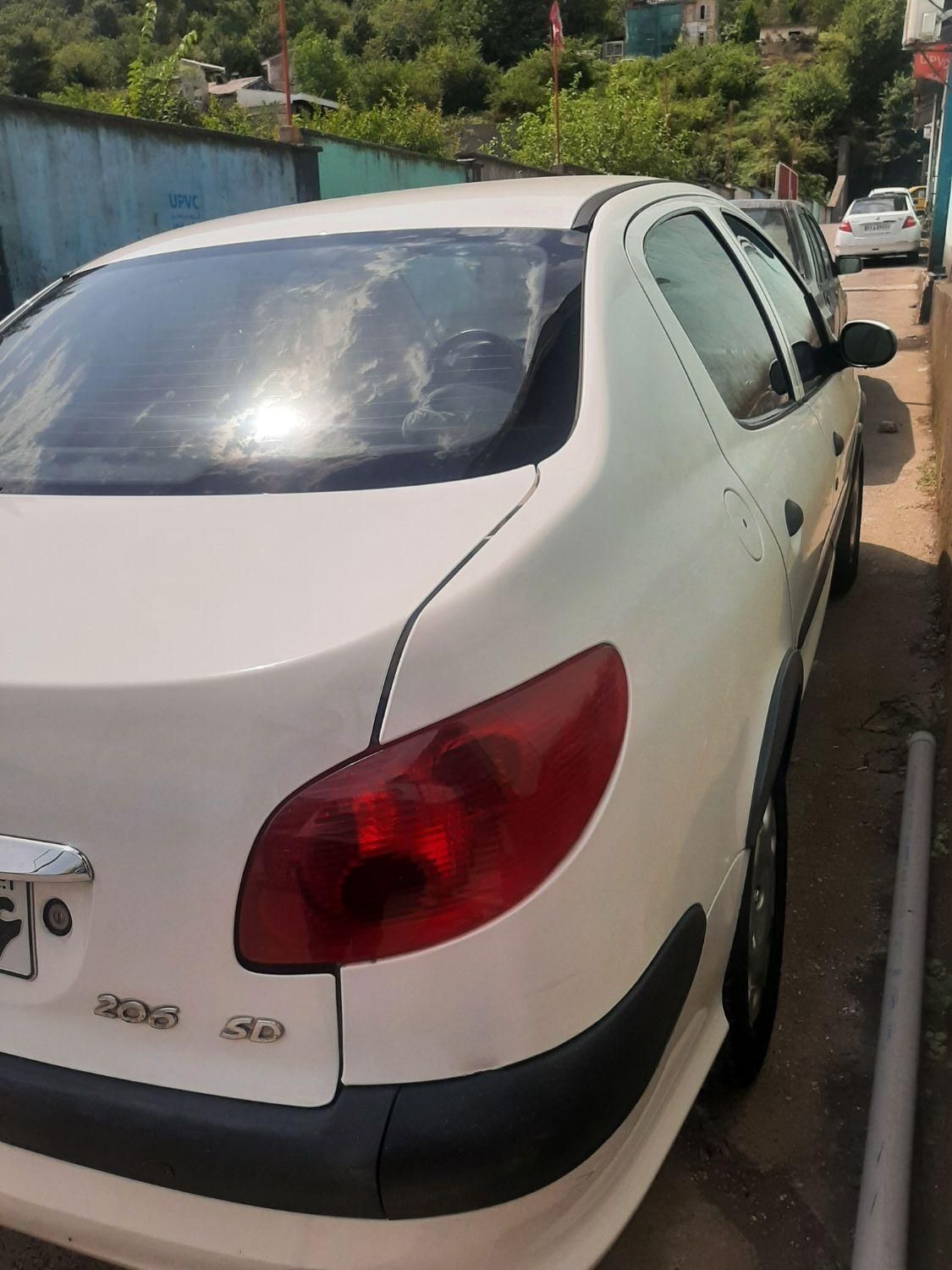 پژو ۲۰۶ صندوق دار v8 - 1393