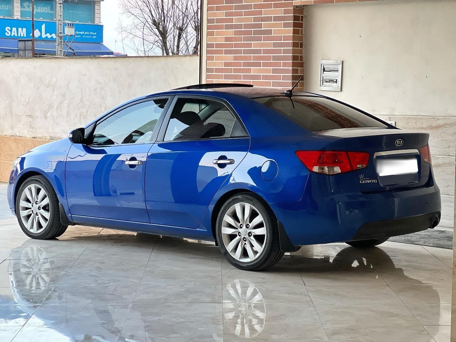 کیا سراتو 2.0 لیتر اتوماتیک GT لاین - 2010