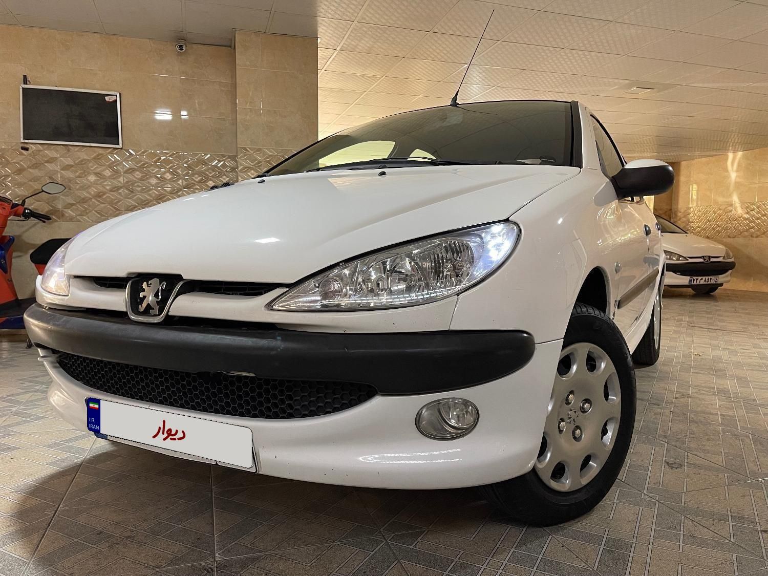 پژو ۲۰۶ صندوق دار v8 - 1399