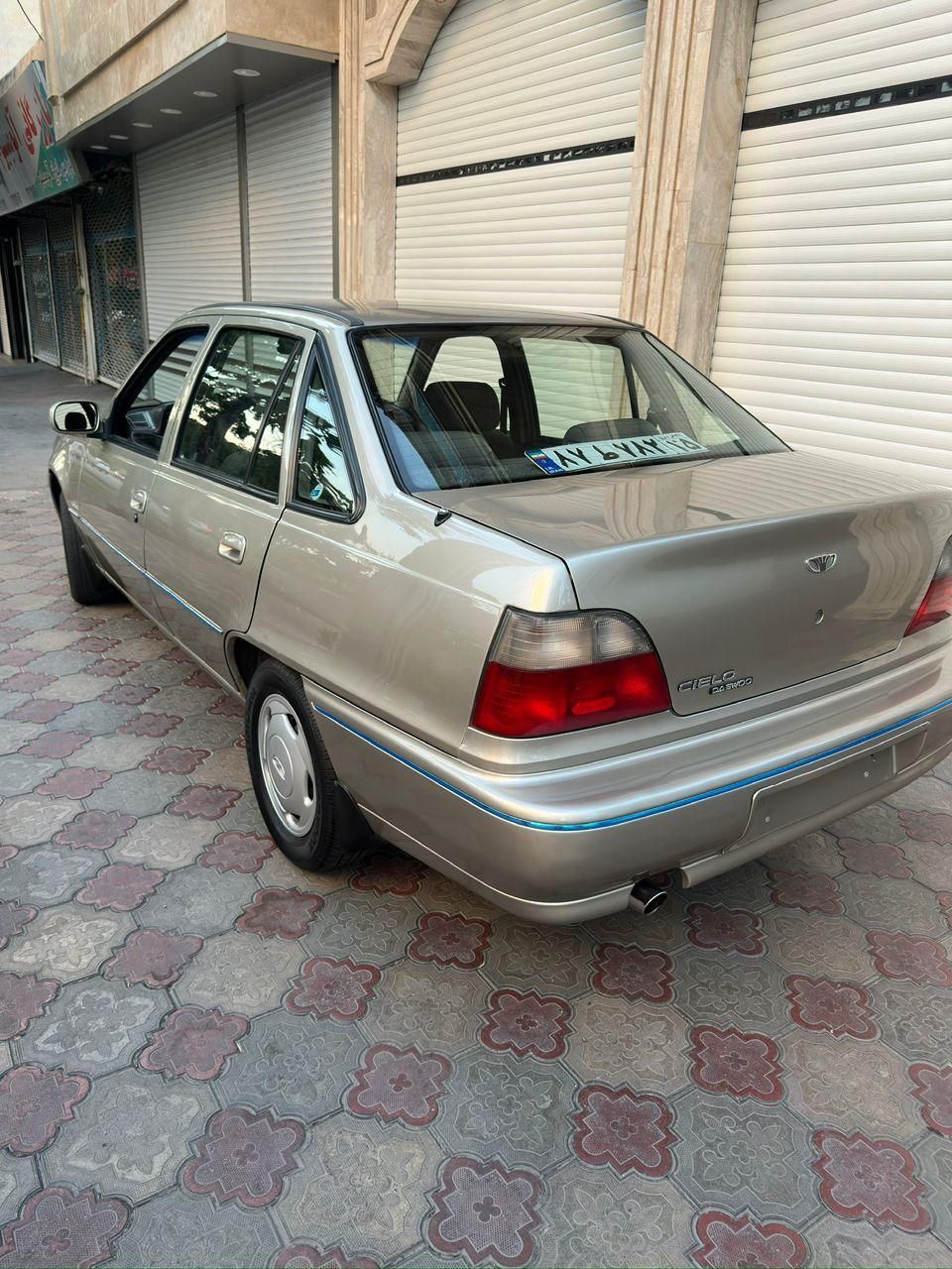 دوو سیلو سدان - 1383