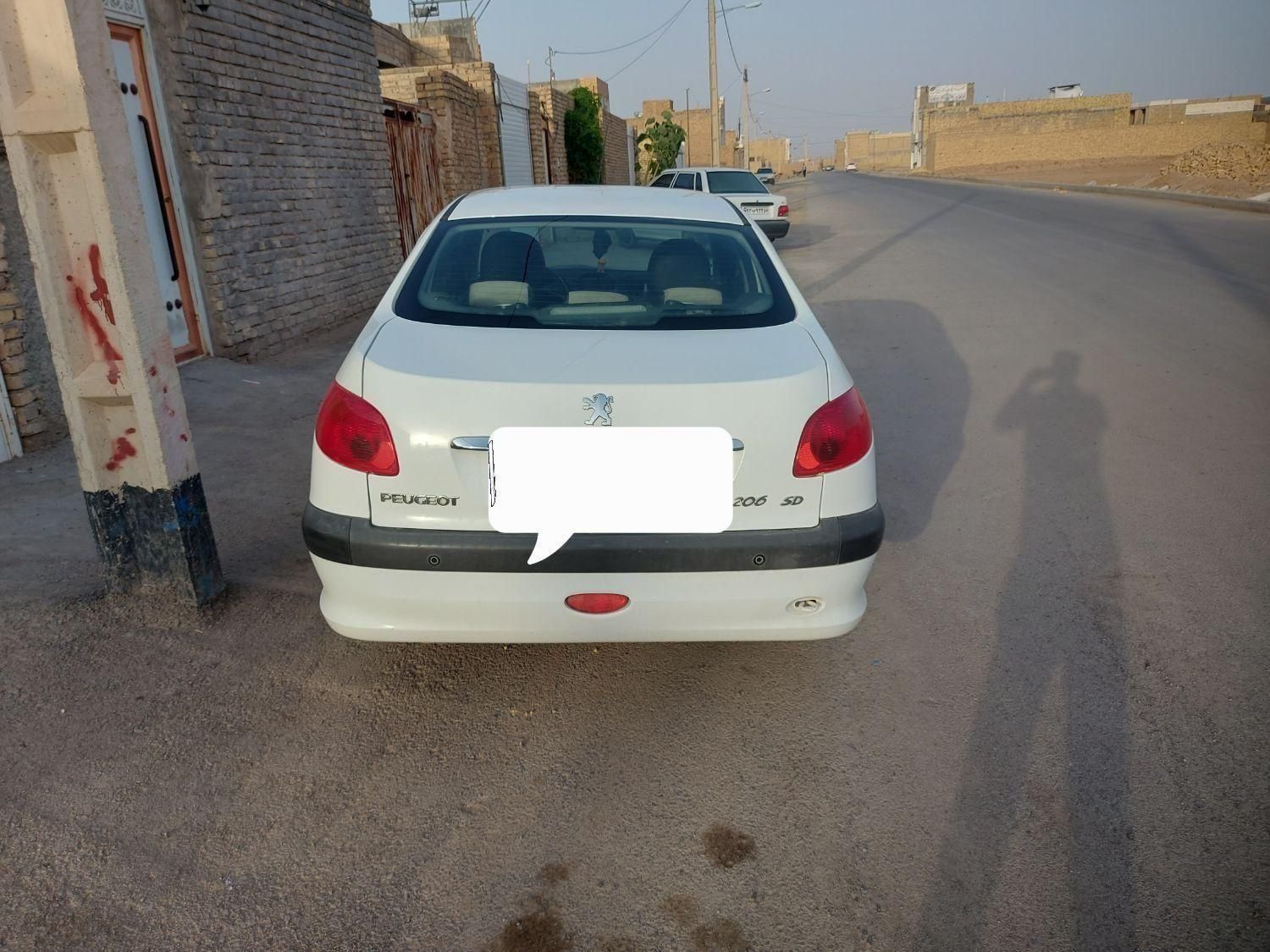 پژو ۲۰۶ صندوق دار v8 - 1396