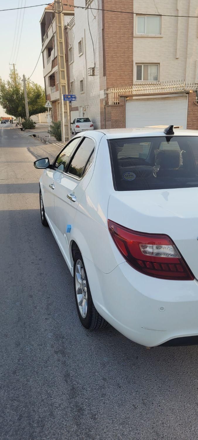 دنا پلاس توربو 6 دنده - 1401