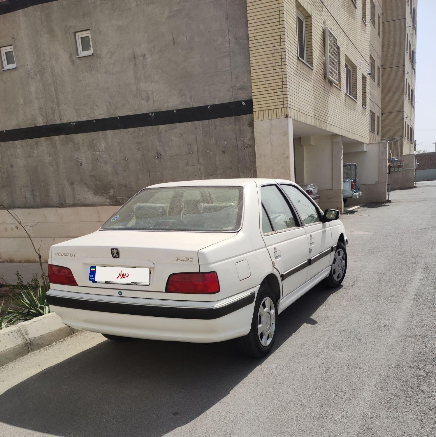 پژو پارس XU7P - 1402