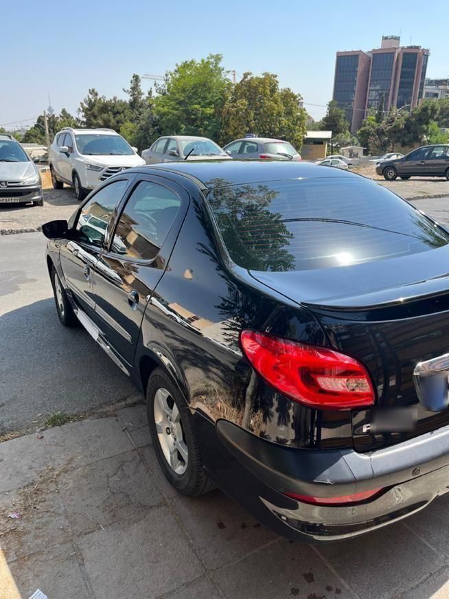پژو ۲۰۷ صندوق دار اتوماتیک - 1397