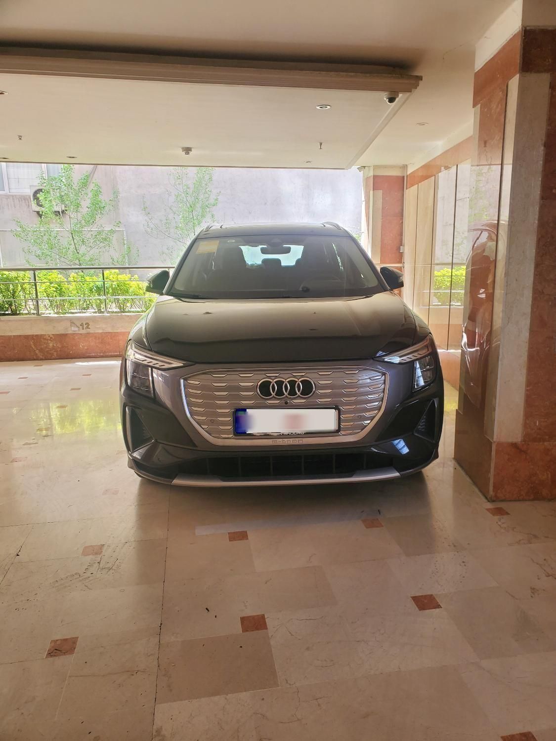 آئودی الکتریکی Q5 ۴۰ - 2024