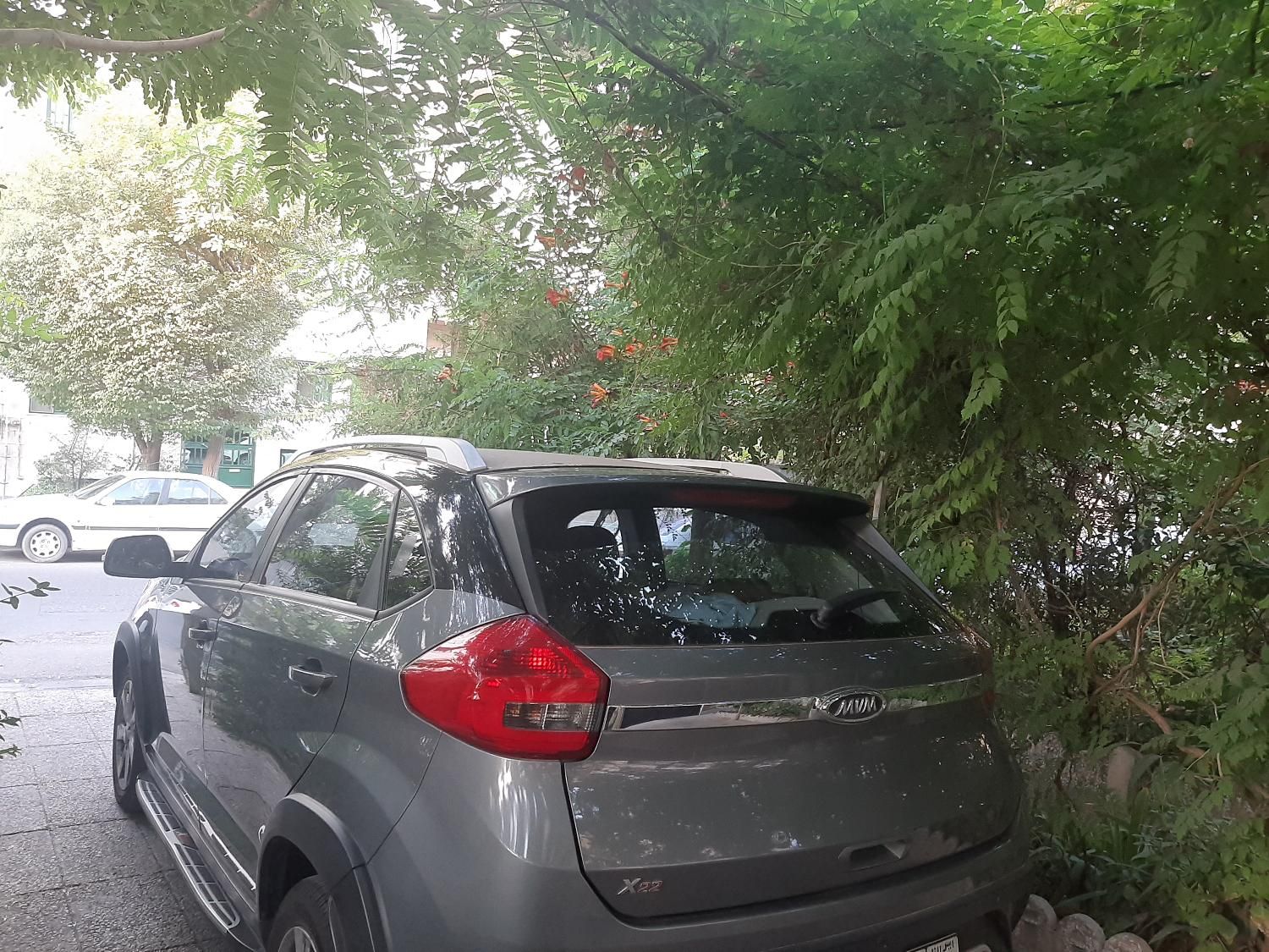 ام وی ام X22 اتوماتیک اسپرت لاکچری - 1400