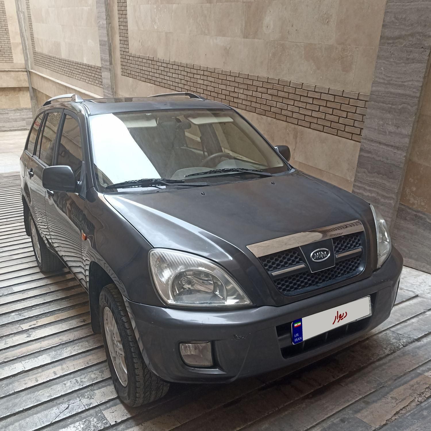 خودرو ام وی ام، X33 آگهی ann_19396497